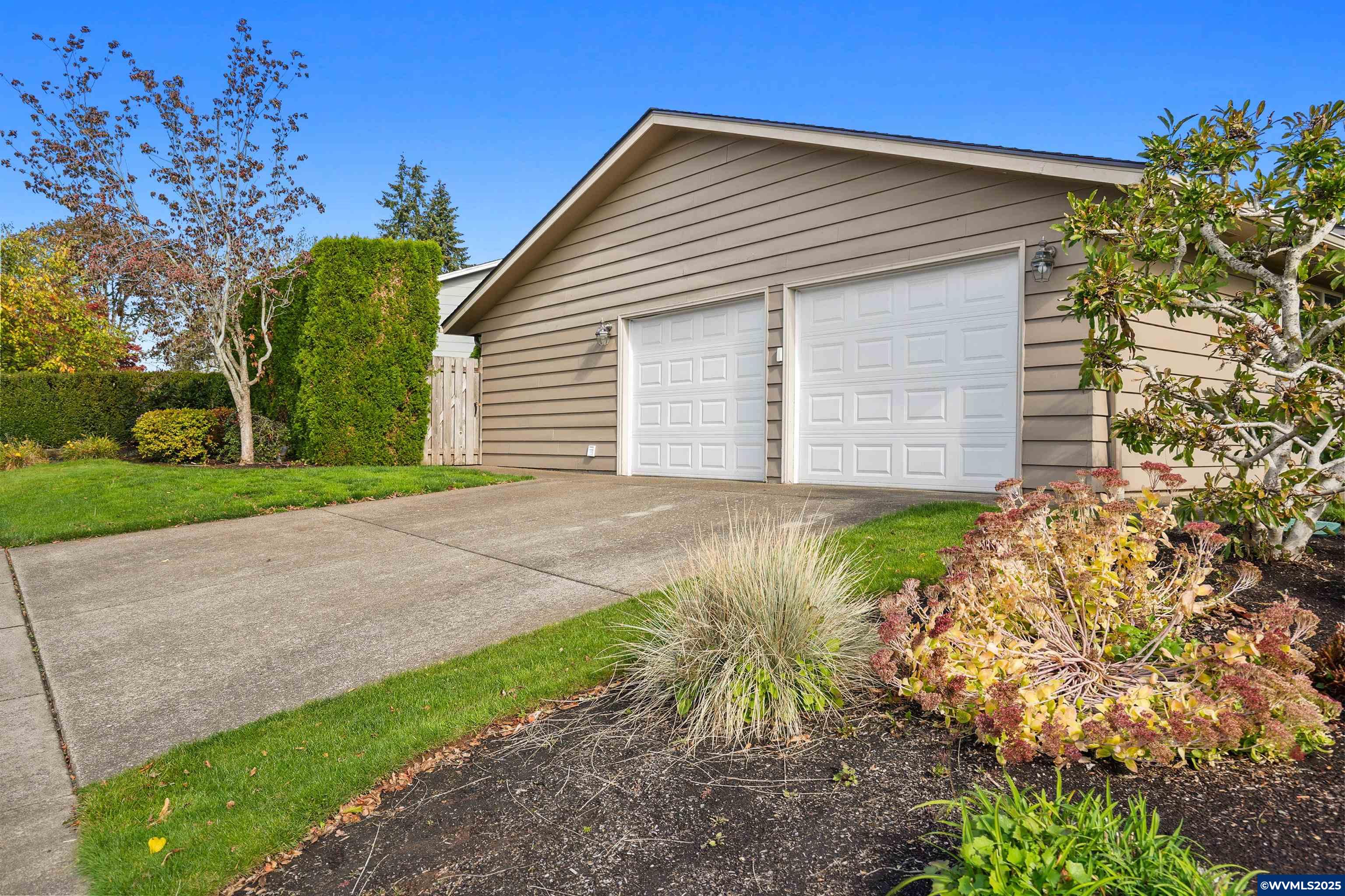1453 Jordan Dr
