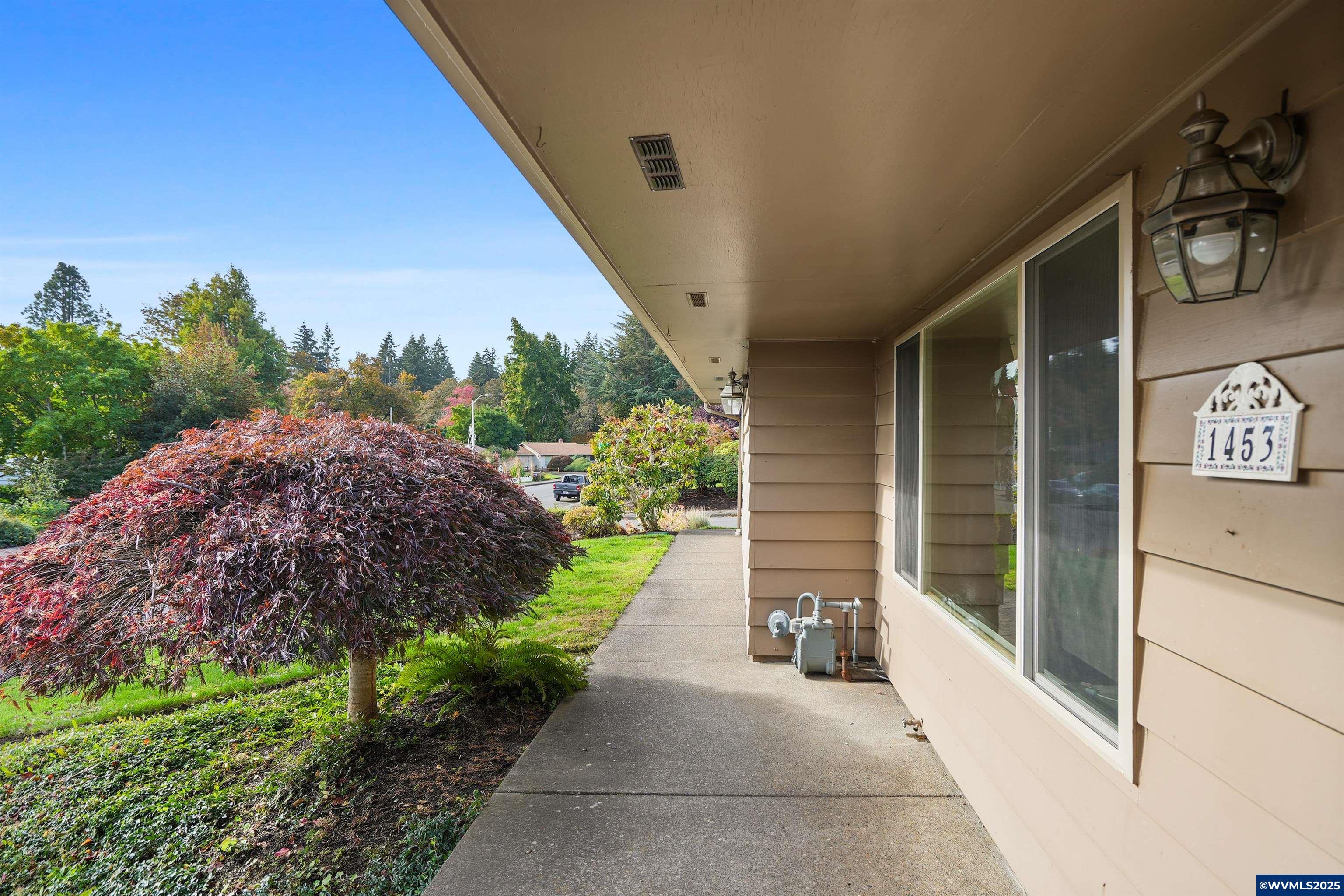 1453 Jordan Dr