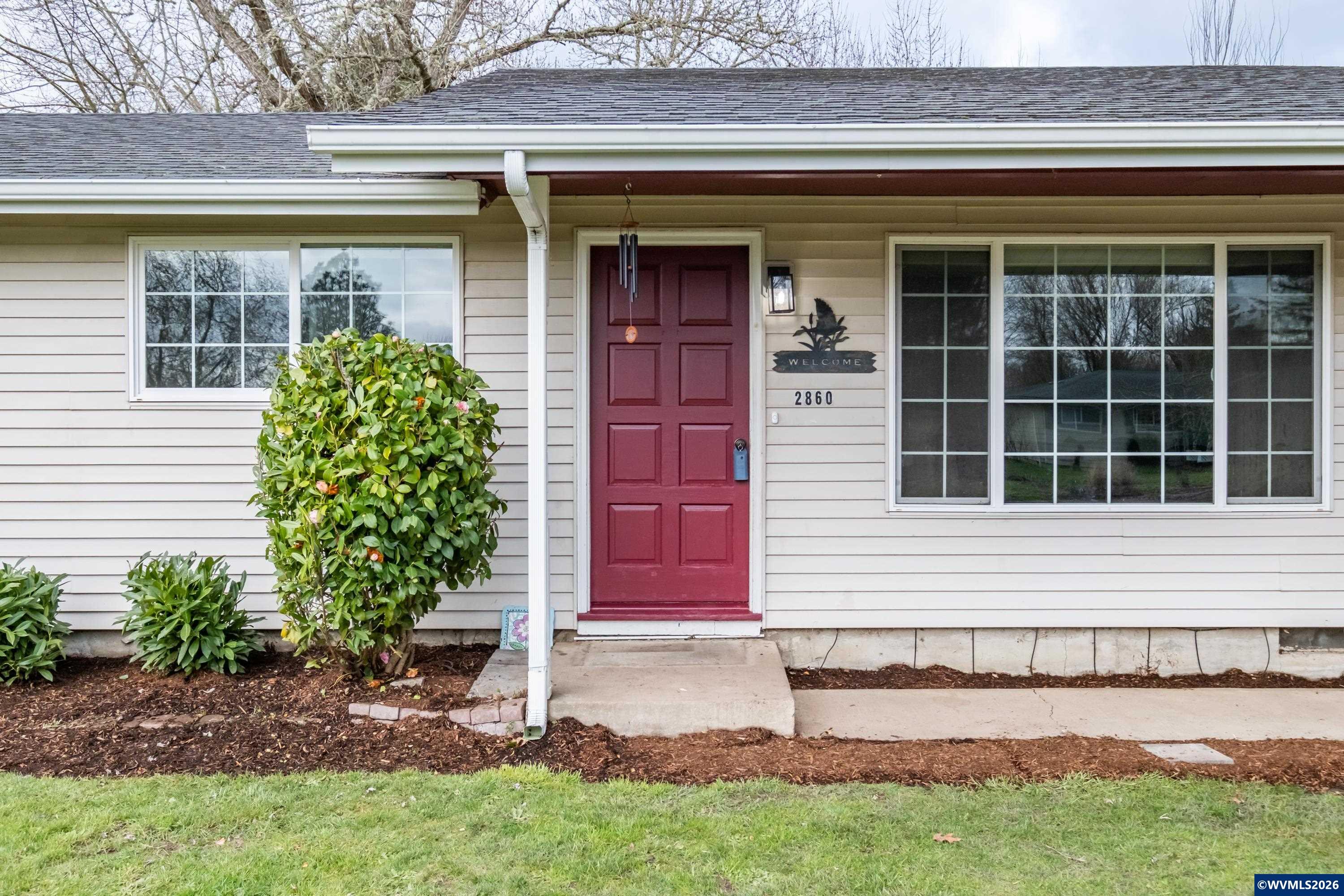 2860 NE Lancaster St