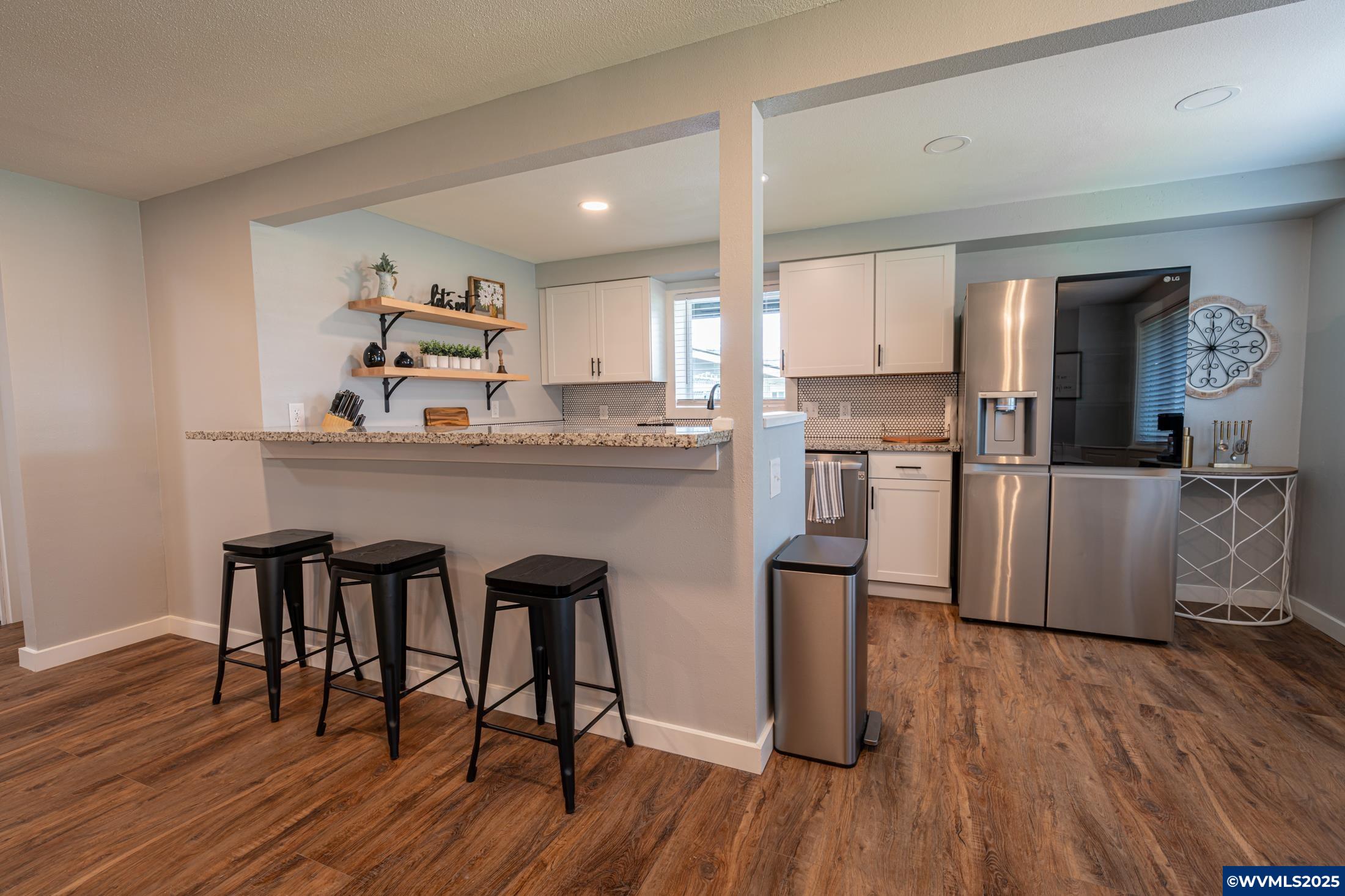 Independence, Oregon 97351, United States, 2 Bedrooms Bedrooms, ,1 BathroomBathrooms,Residential,Active,216876