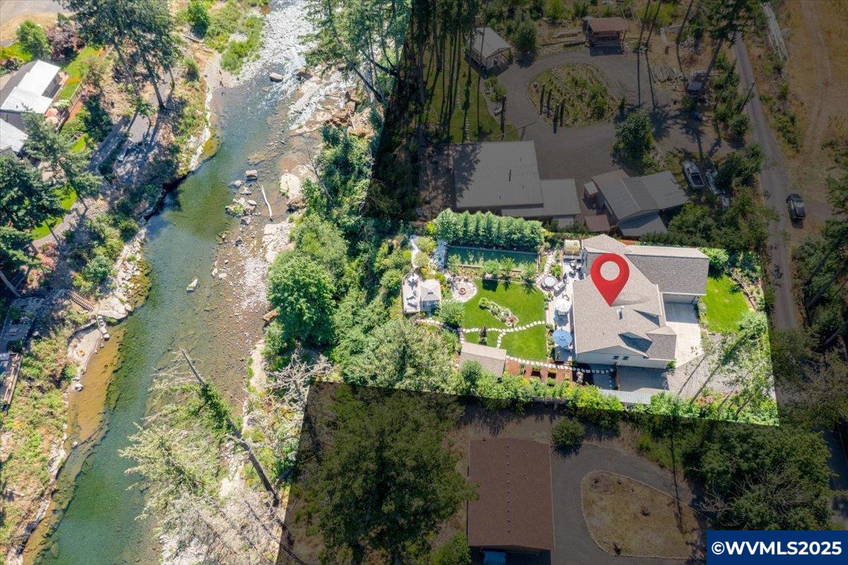 23757 Santiam Wy SE