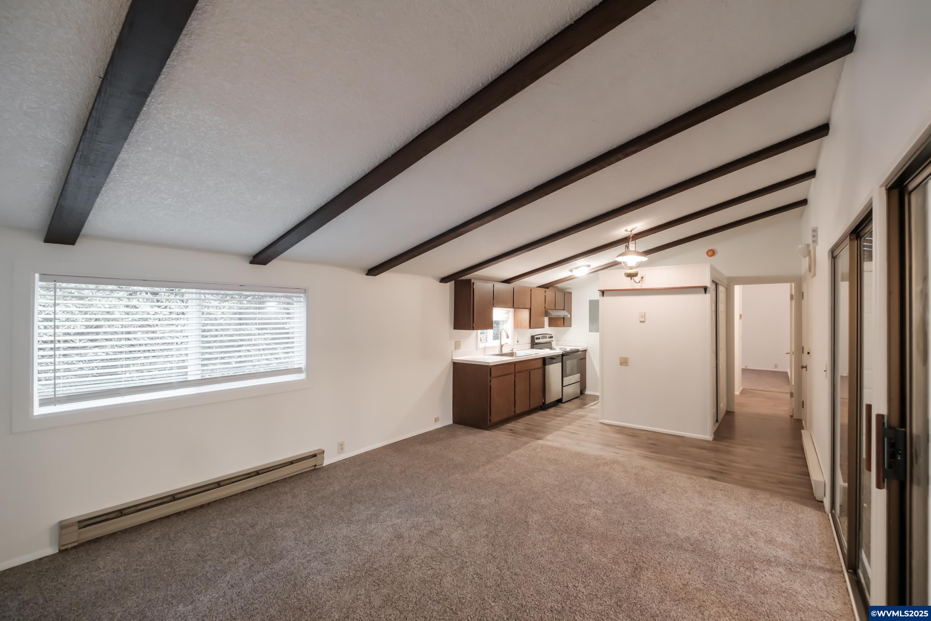 Florence, Oregon 97439, United States, 2 Bedrooms Bedrooms, ,2 BathroomsBathrooms,Residential,Active,95482