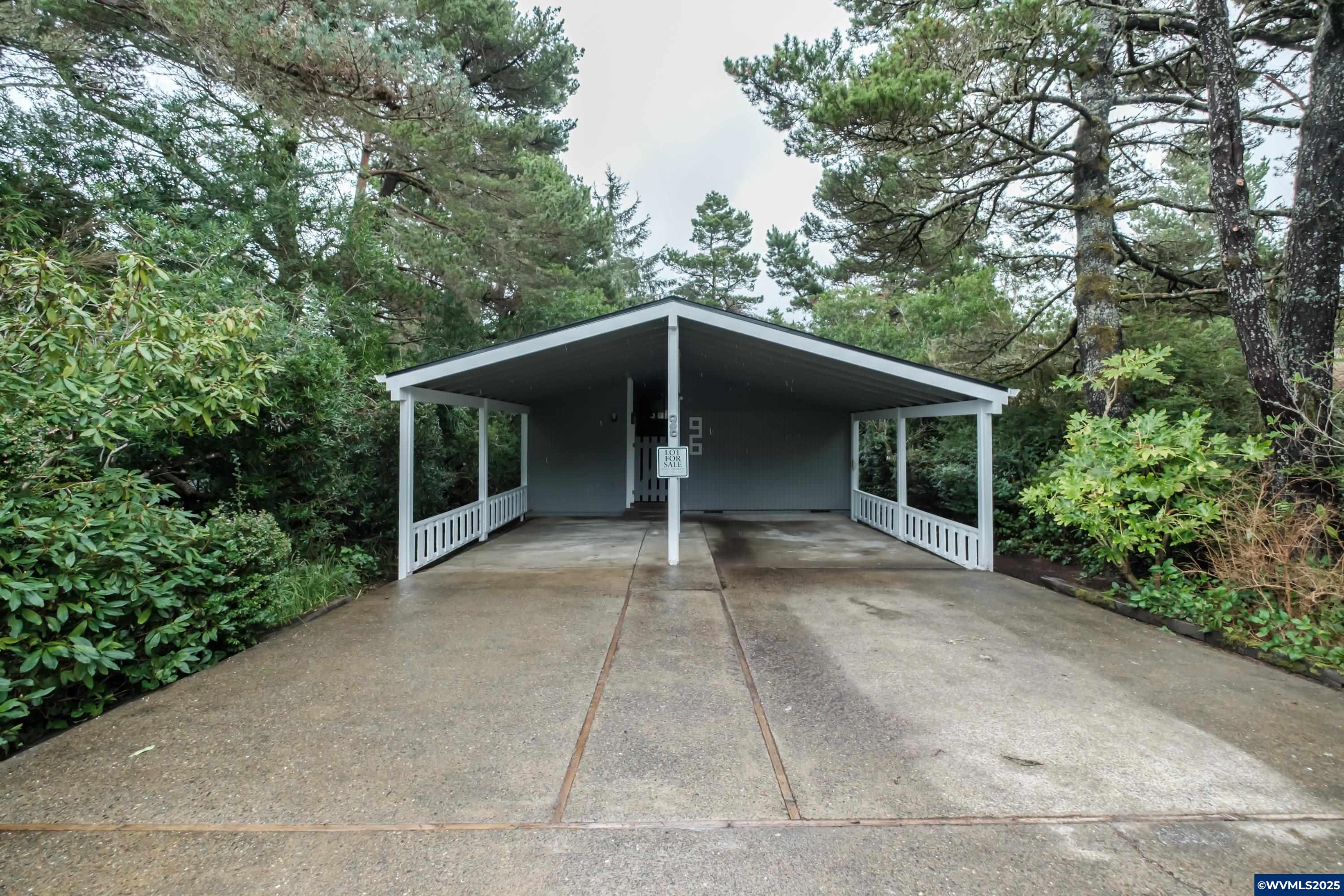 Florence, Oregon 97439, United States, 2 Bedrooms Bedrooms, ,2 BathroomsBathrooms,Residential,Active,95482