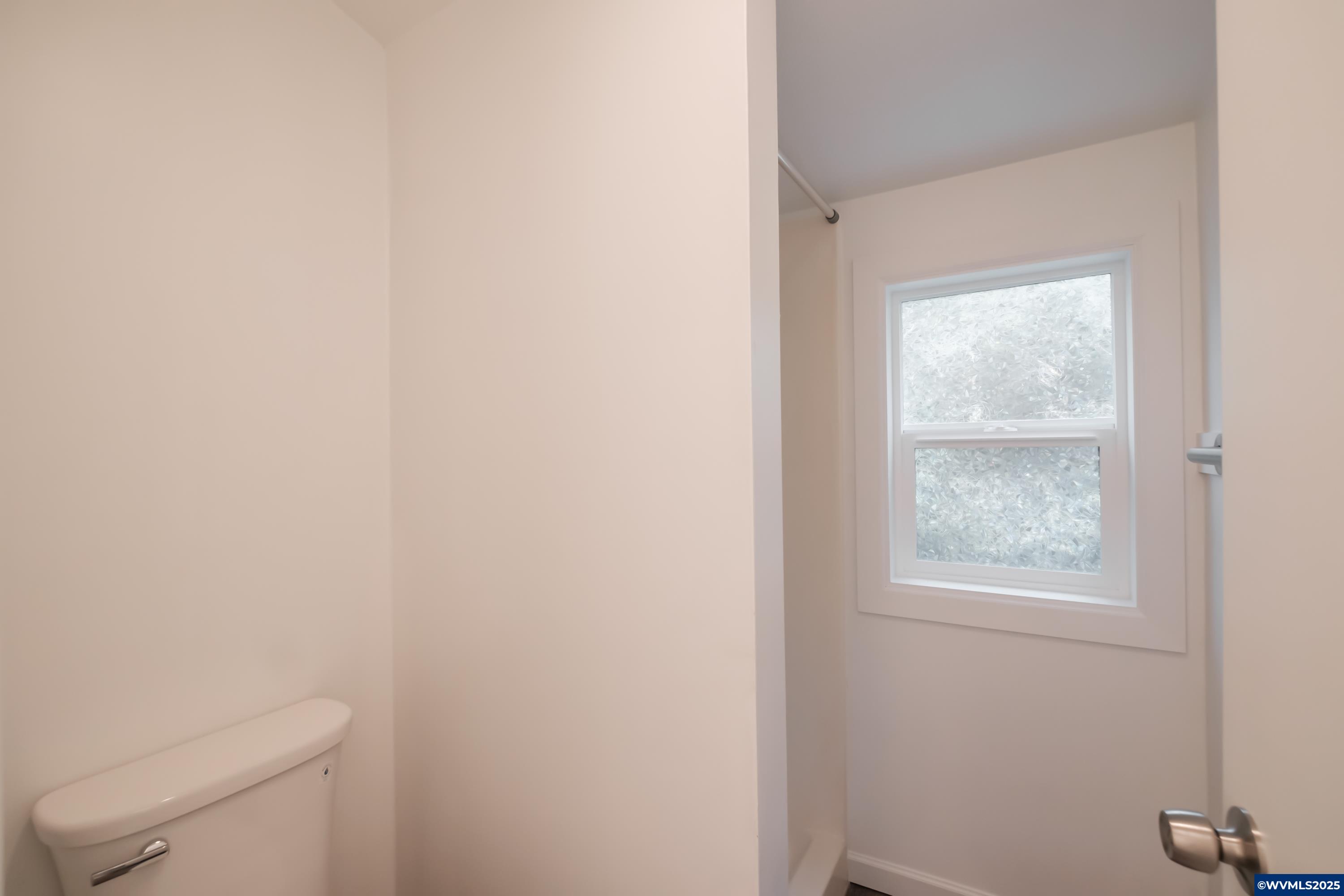 Florence, Oregon 97439, United States, 2 Bedrooms Bedrooms, ,2 BathroomsBathrooms,Residential,Active,95482