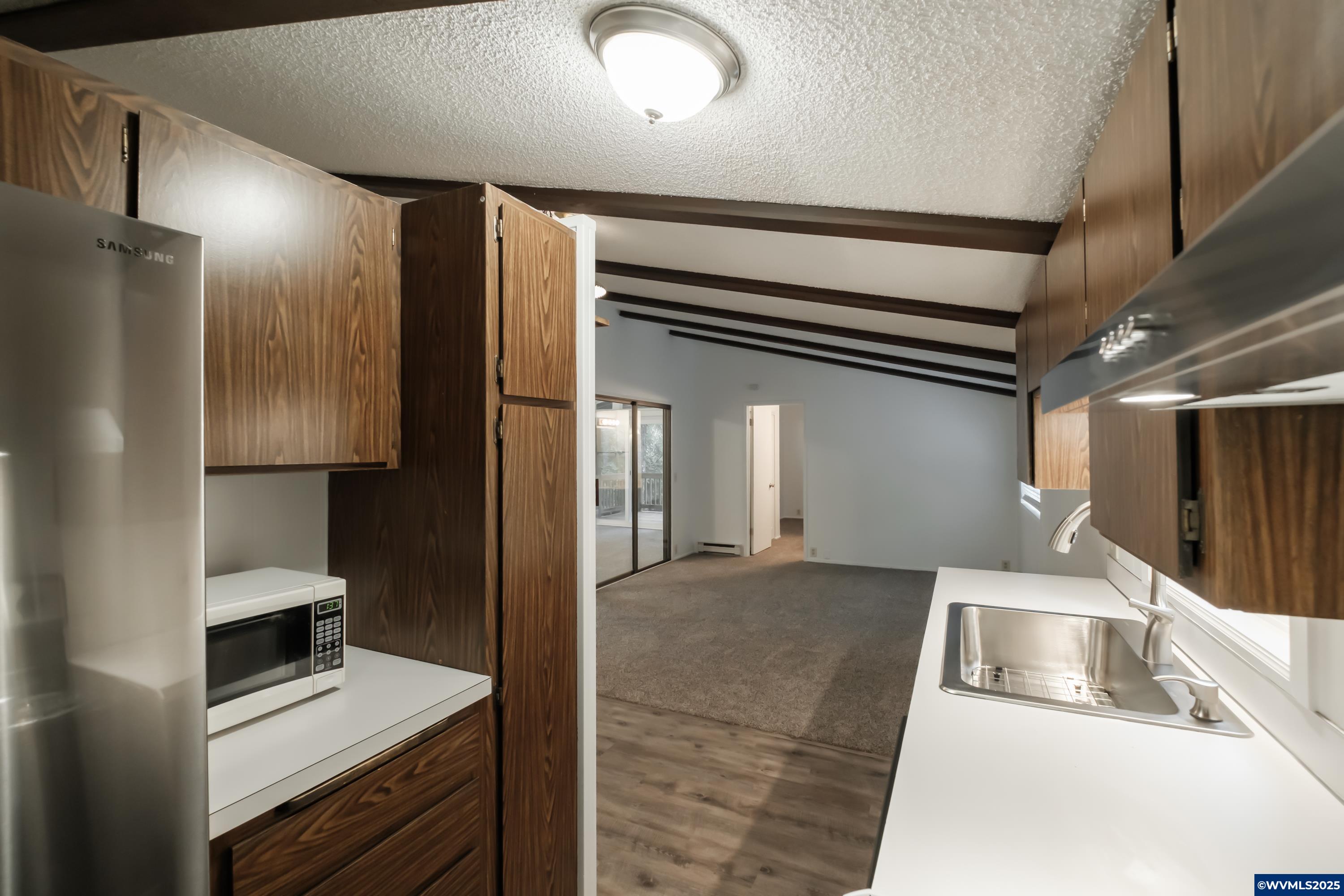 Florence, Oregon 97439, United States, 2 Bedrooms Bedrooms, ,2 BathroomsBathrooms,Residential,Active,95482