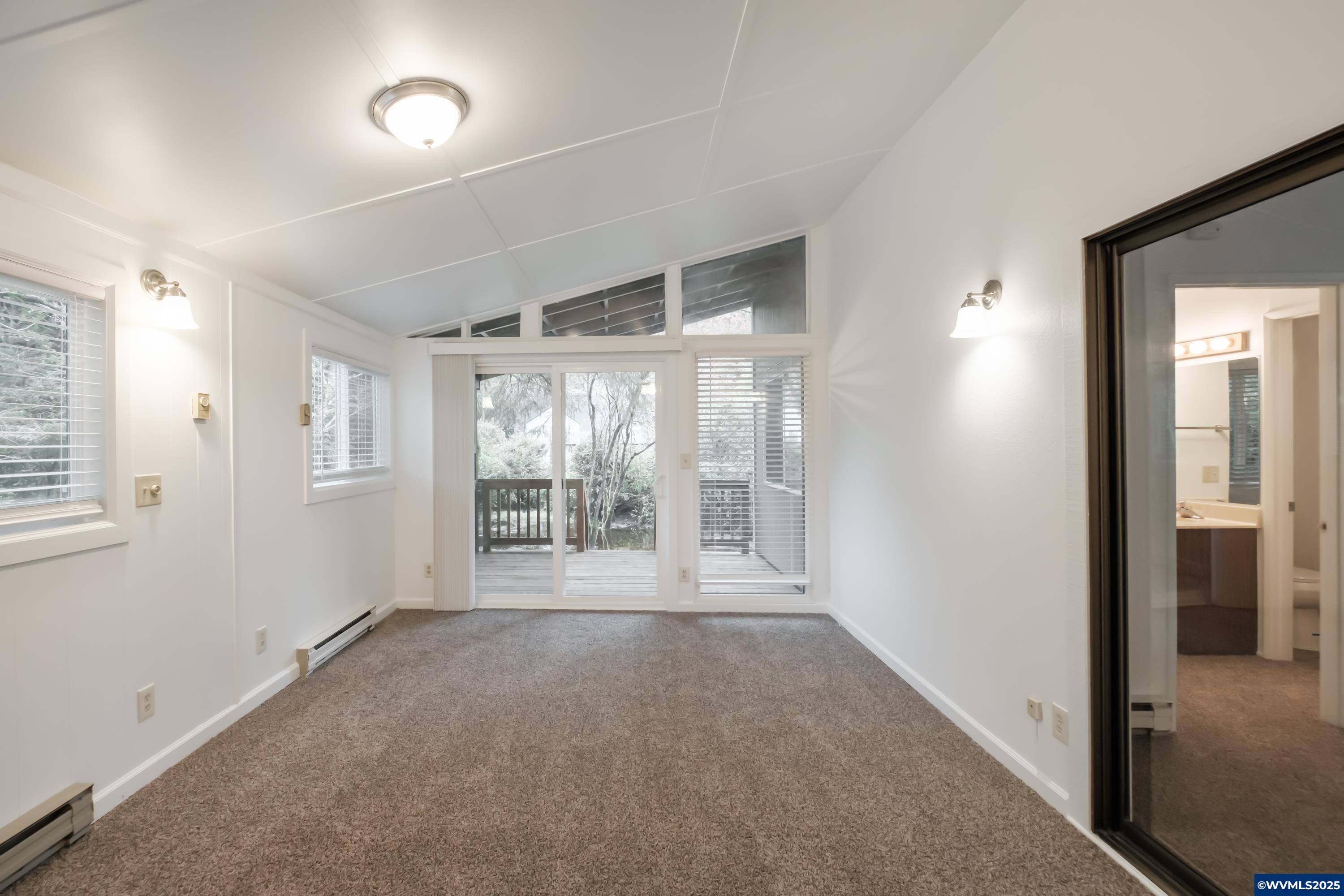 Florence, Oregon 97439, United States, 2 Bedrooms Bedrooms, ,2 BathroomsBathrooms,Residential,Active,95482