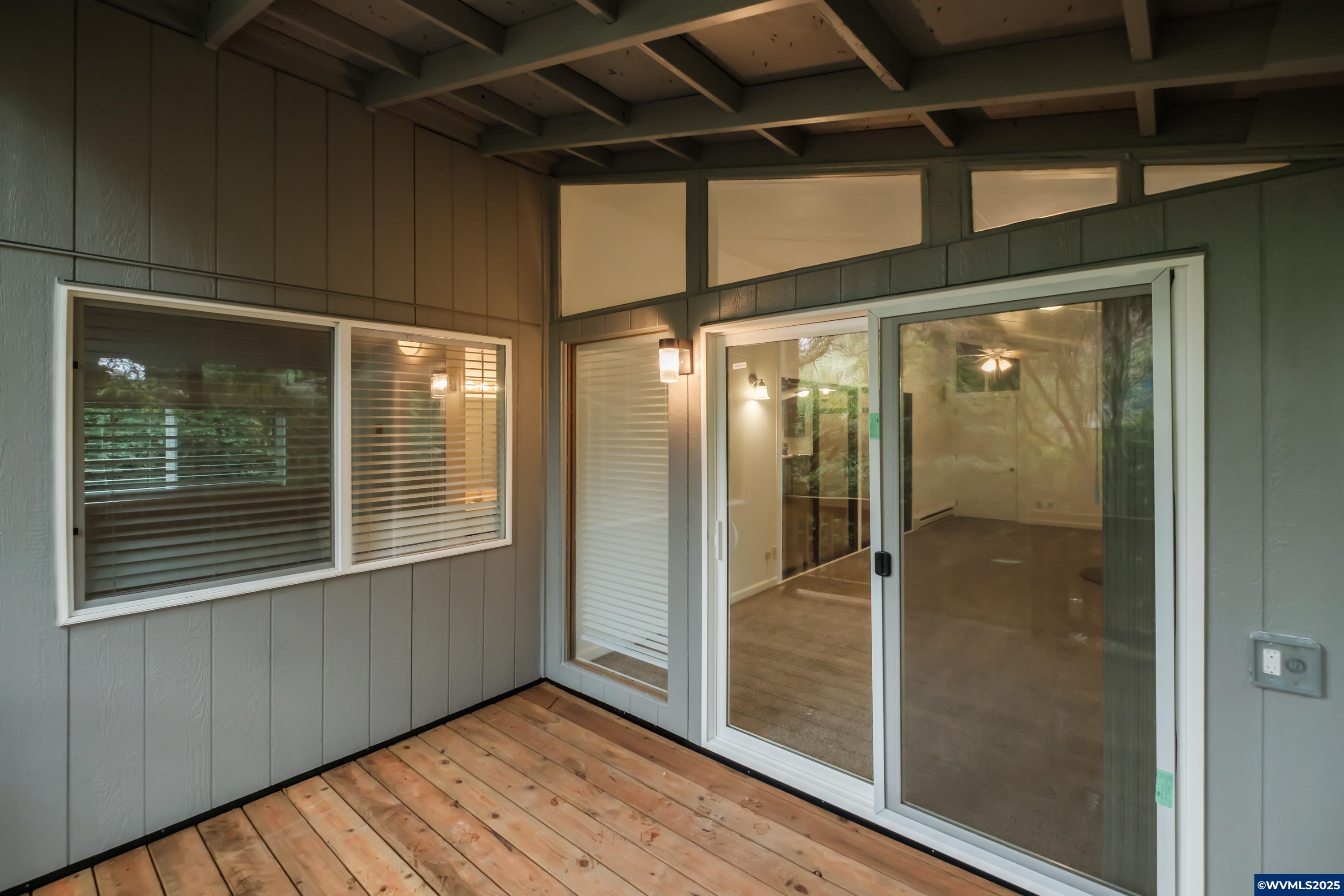 Florence, Oregon 97439, United States, 2 Bedrooms Bedrooms, ,2 BathroomsBathrooms,Residential,Active,95482