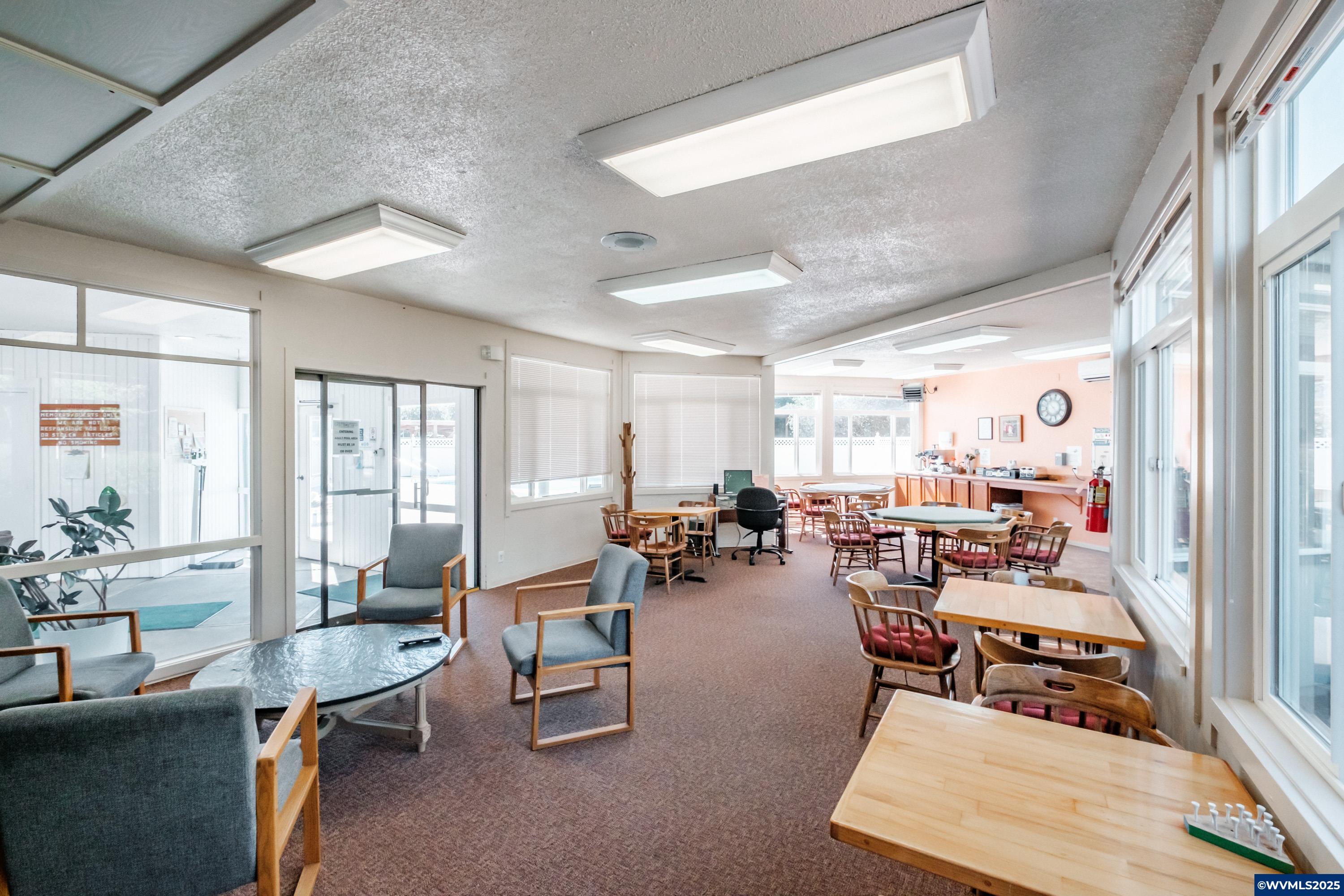 Florence, Oregon 97439, United States, 2 Bedrooms Bedrooms, ,2 BathroomsBathrooms,Residential,Active,95482