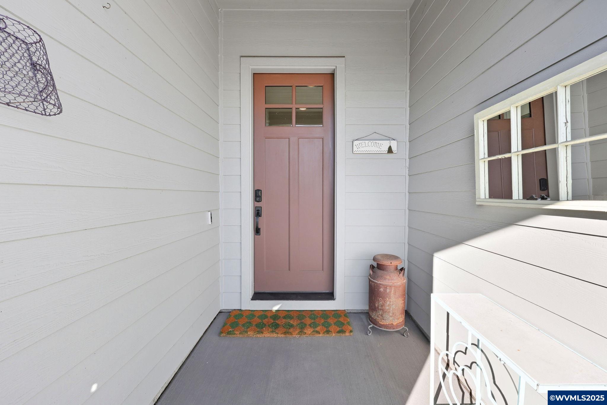 1140 SW Sylvia St