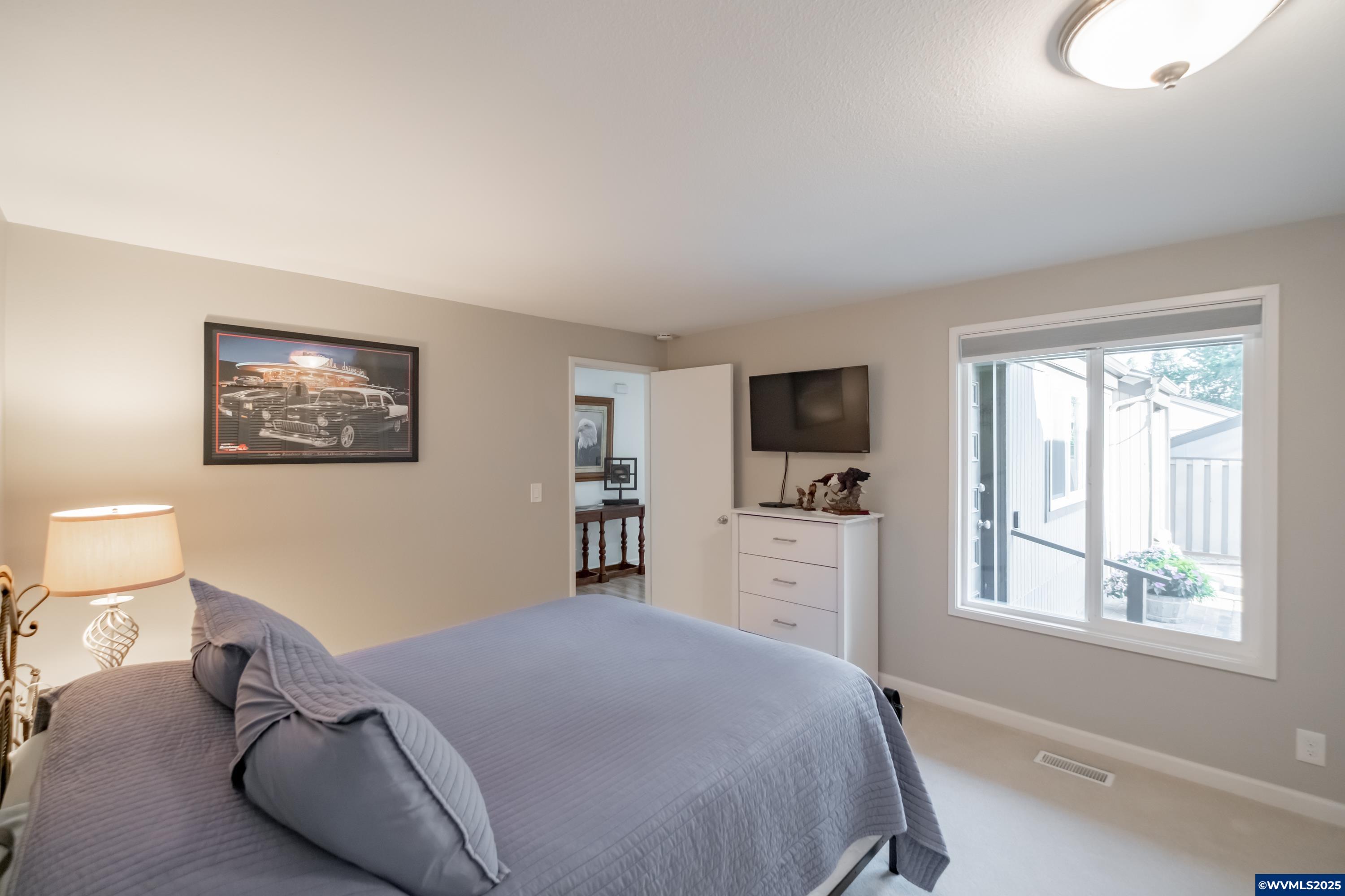 Salem, Oregon 97306, United States, 3 Bedrooms Bedrooms, ,2 BathroomsBathrooms,Residential,Active,216436