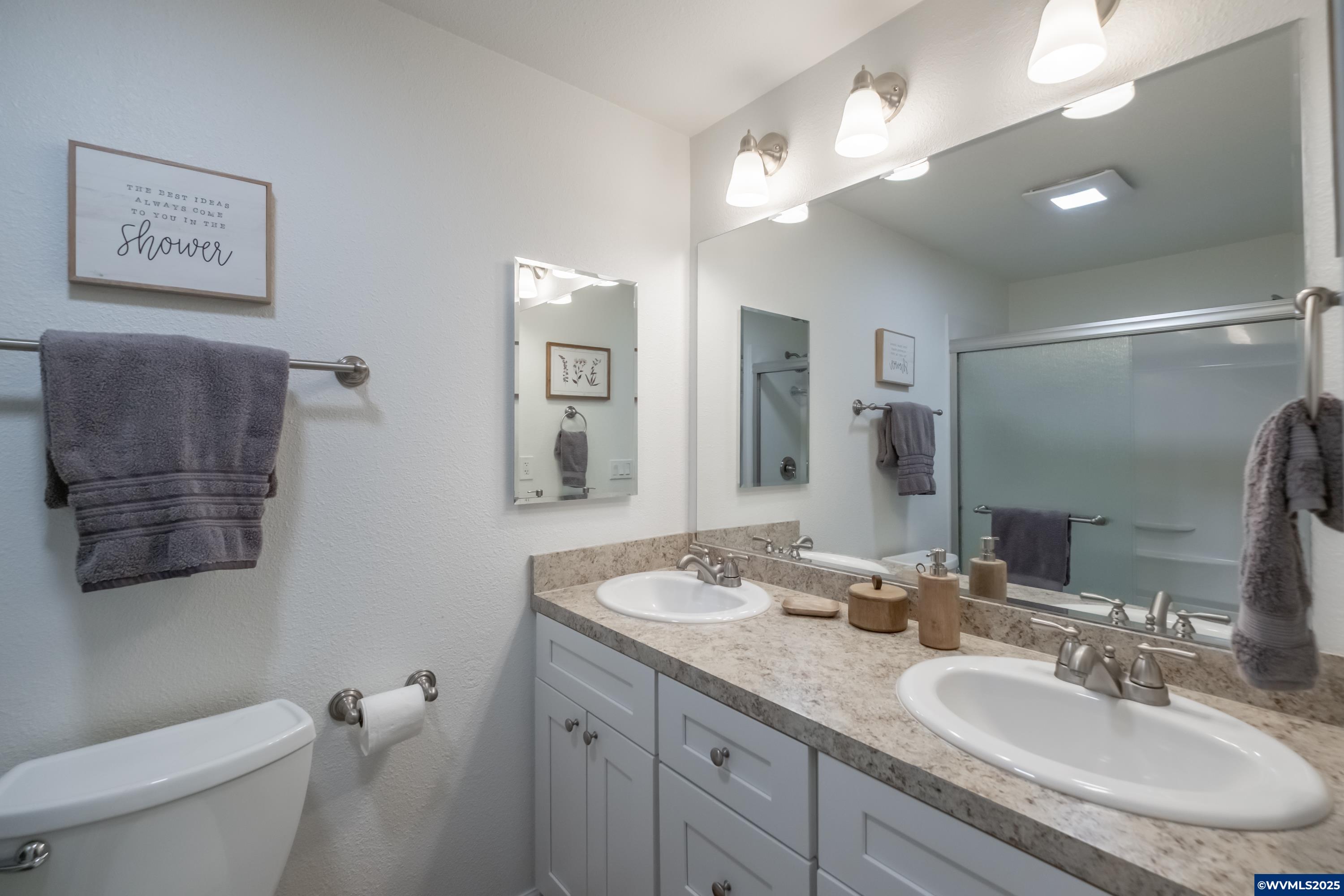 Salem, Oregon 97306, United States, 3 Bedrooms Bedrooms, ,2 BathroomsBathrooms,Residential,Active,216436