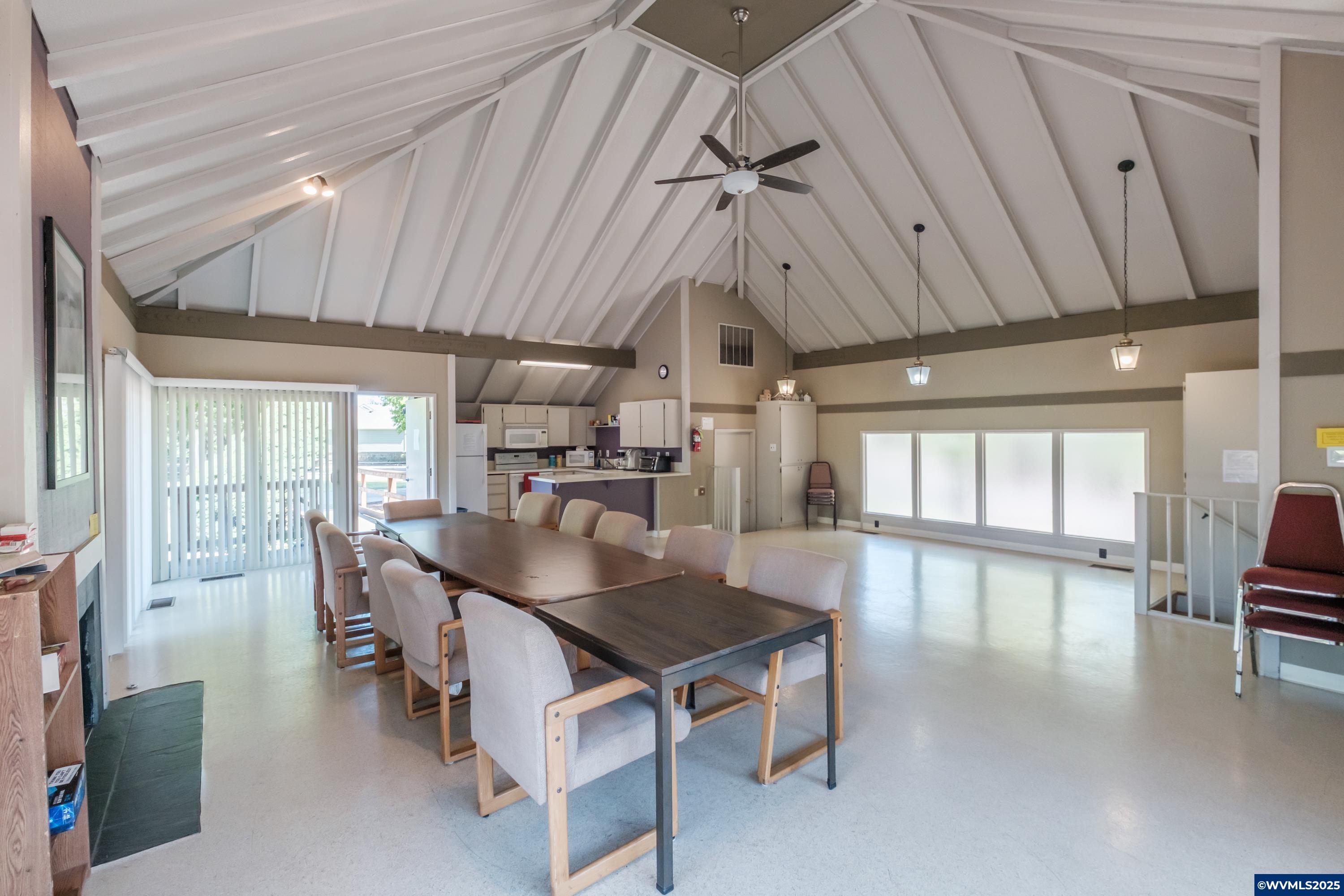 Salem, Oregon 97306, United States, 3 Bedrooms Bedrooms, ,2 BathroomsBathrooms,Residential,Active,216436