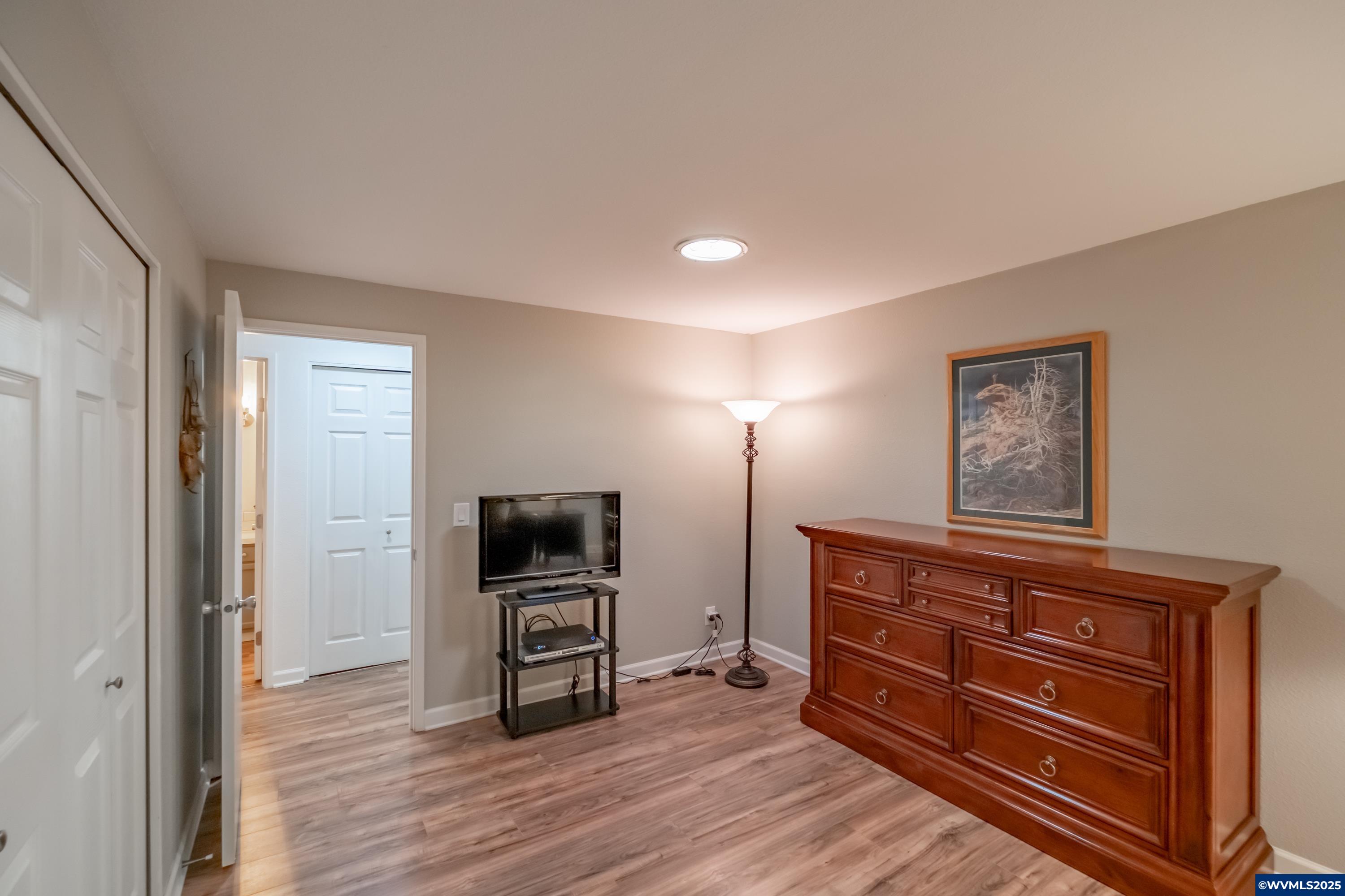 Salem, Oregon 97306, United States, 3 Bedrooms Bedrooms, ,2 BathroomsBathrooms,Residential,Active,216436