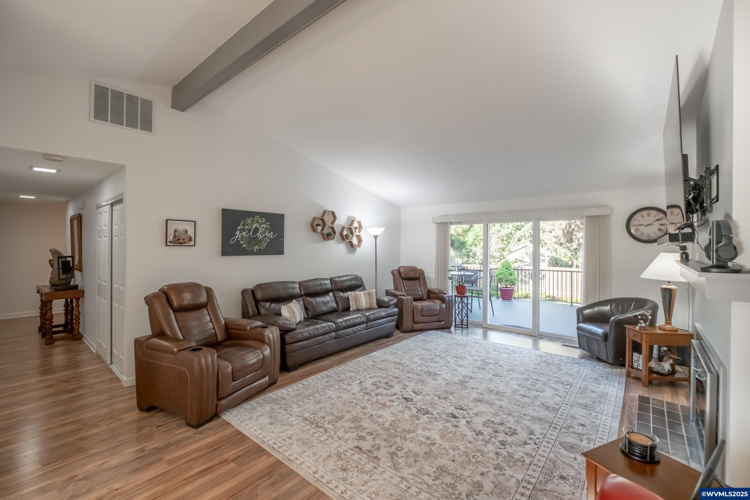 Salem, Oregon 97306, United States, 3 Bedrooms Bedrooms, ,2 BathroomsBathrooms,Residential,Active,216436