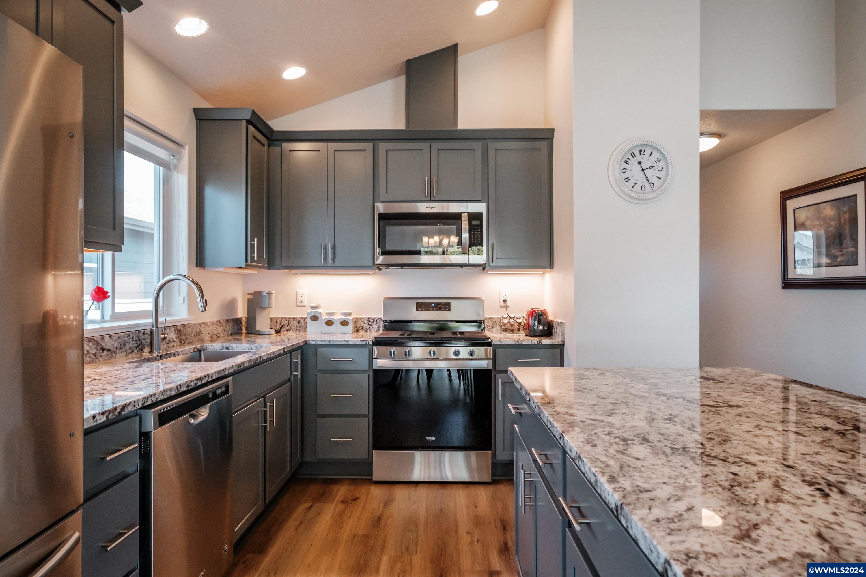 Dallas, Oregon 97338, United States, 3 Bedrooms Bedrooms, ,2 BathroomsBathrooms,Residential,Active,43343