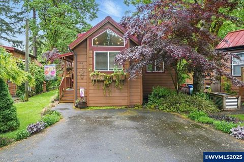 8372 Enchanted (#106) Wy SE Turner OR 97392
