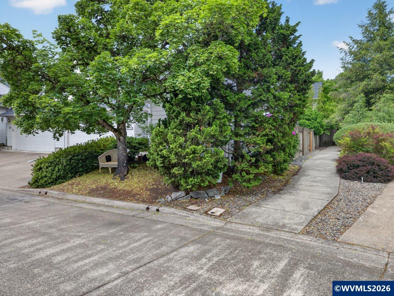 776 NW Sundance Cir