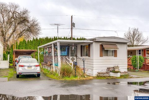 2420 NE Hembree St McMinnville OR 97128