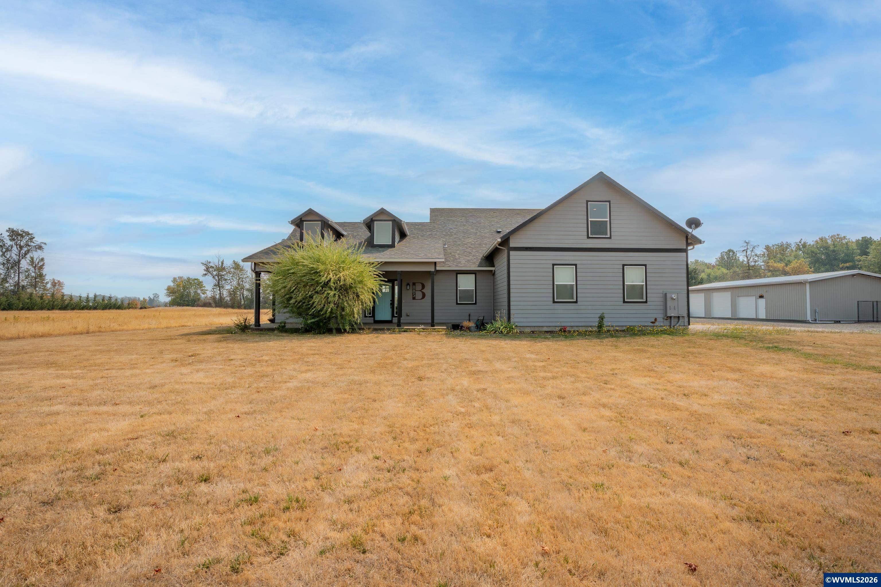 885 Hillview Dr