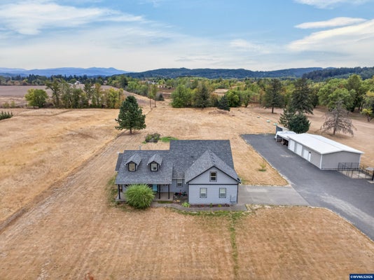 885 HILLVIEW DR, LEBANON, OR 97355 - Image 4fe0b93fcbeb85d8b4d566bc4f9756d7/2308064395