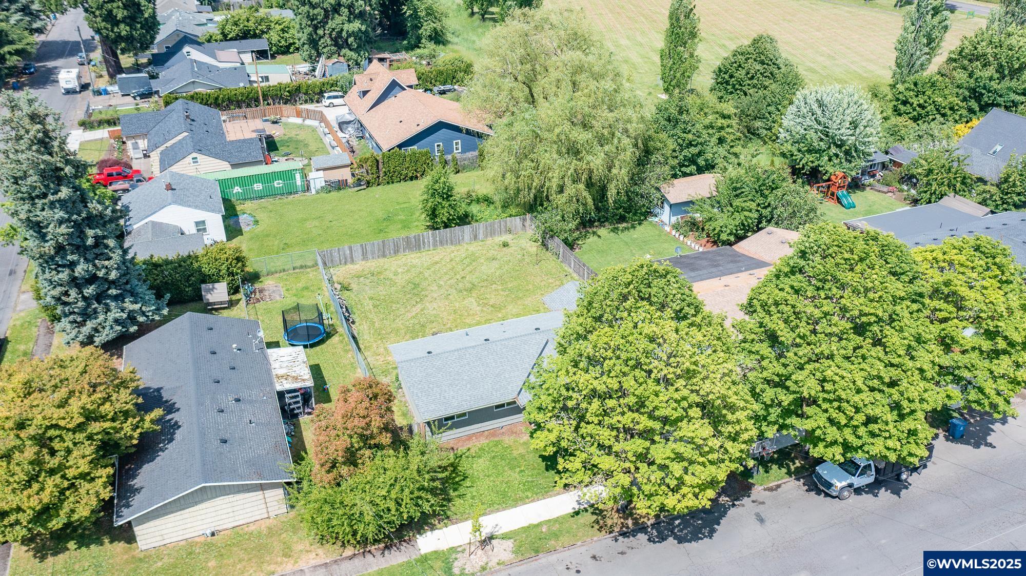 Salem, Oregon 97301, United States, 3 Bedrooms Bedrooms, ,1 BathroomBathrooms,Residential,Active,133851