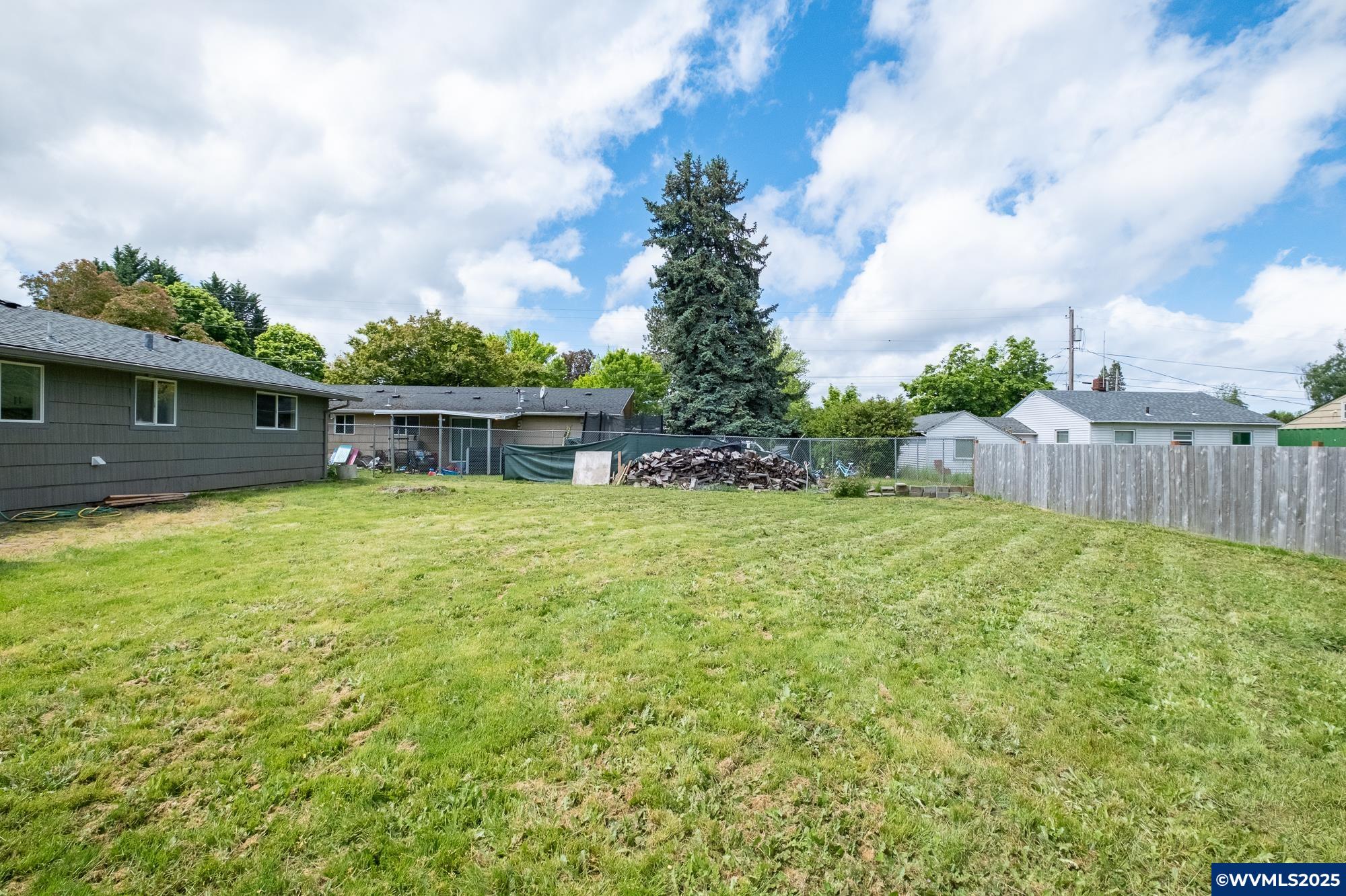 Salem, Oregon 97301, United States, 3 Bedrooms Bedrooms, ,1 BathroomBathrooms,Residential,Active,133851