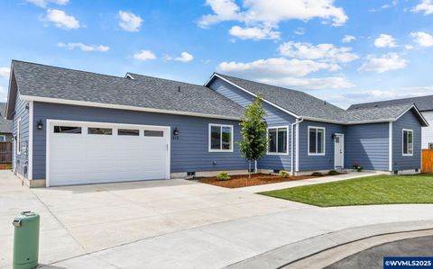 1412 Ellis Av NW Albany OR 97321