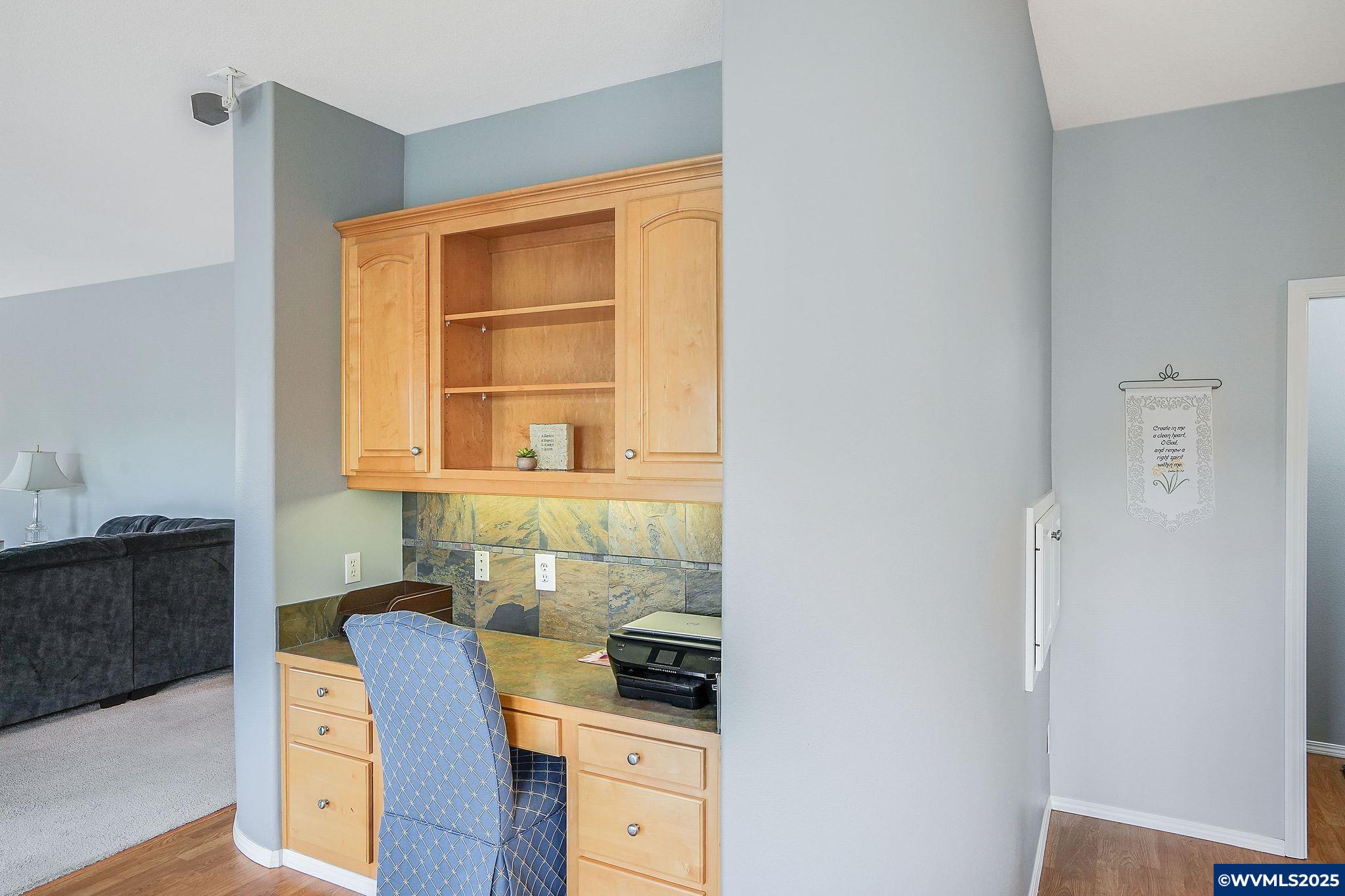 Salem, Oregon 97304, United States, 4 Bedrooms Bedrooms, ,3 BathroomsBathrooms,Residential,Active,148091