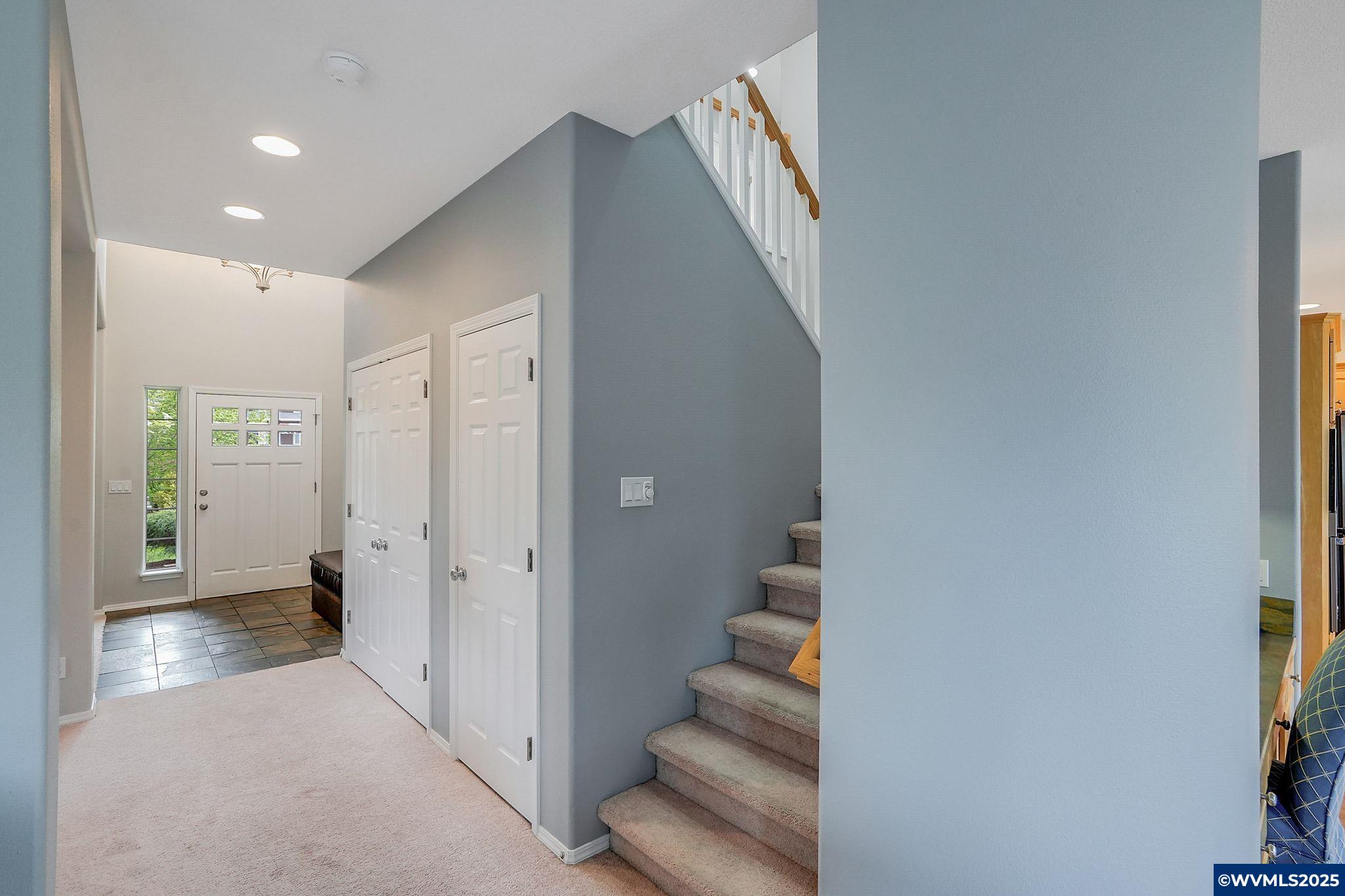 Salem, Oregon 97304, United States, 4 Bedrooms Bedrooms, ,3 BathroomsBathrooms,Residential,Active,148091