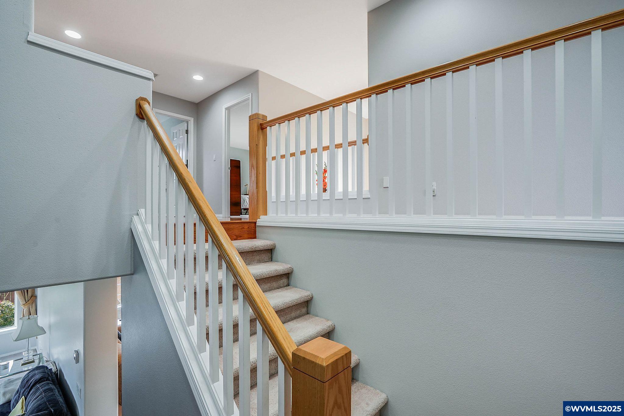 Salem, Oregon 97304, United States, 4 Bedrooms Bedrooms, ,3 BathroomsBathrooms,Residential,Active,148091