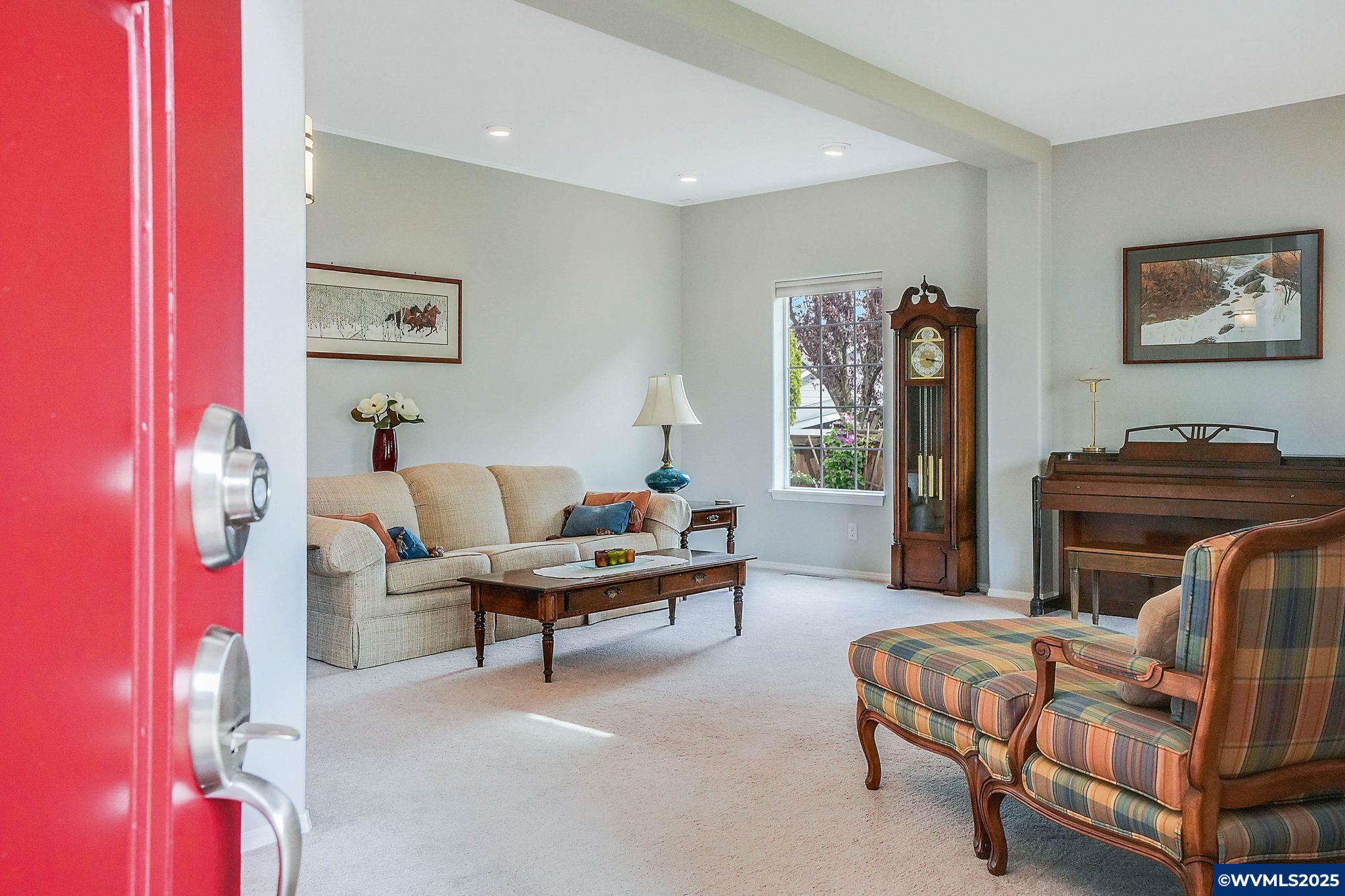 Salem, Oregon 97304, United States, 4 Bedrooms Bedrooms, ,3 BathroomsBathrooms,Residential,Active,148091