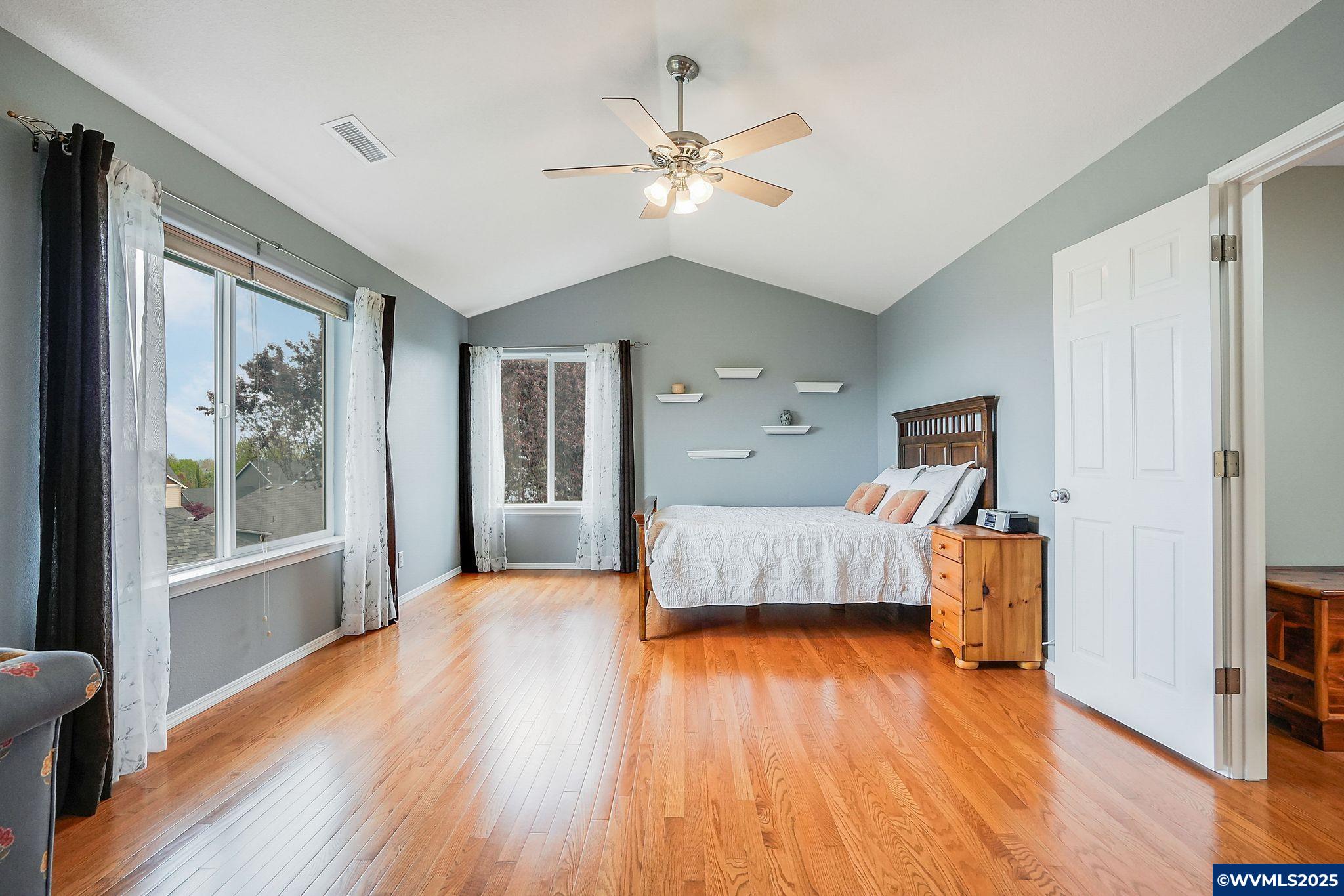 Salem, Oregon 97304, United States, 4 Bedrooms Bedrooms, ,3 BathroomsBathrooms,Residential,Active,148091