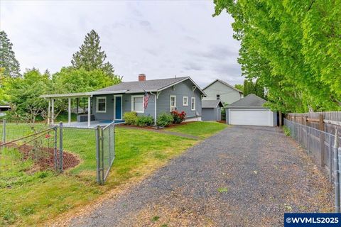 917 Heather Ln SE Salem OR 97302