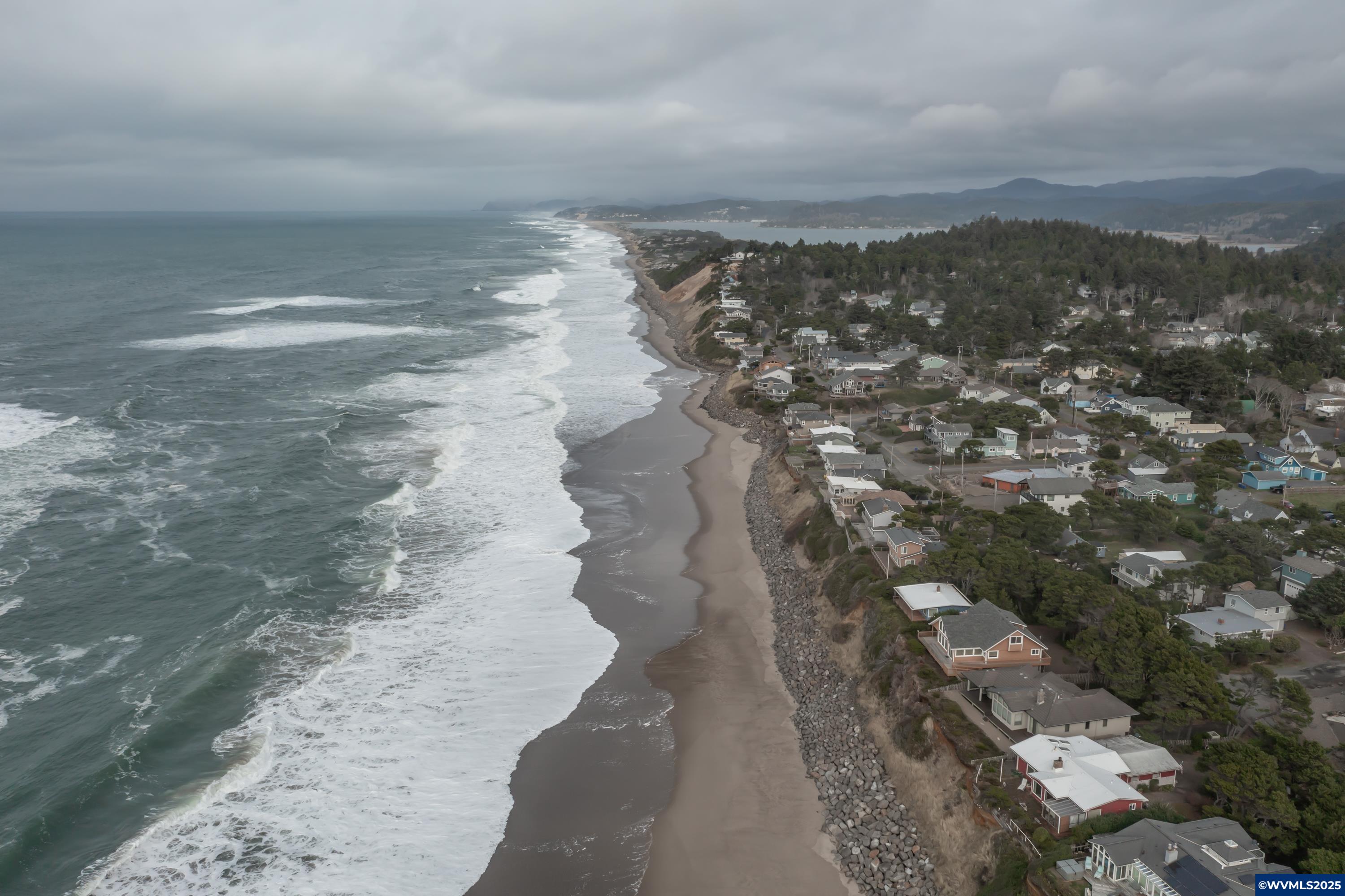 Gleneden Beach, Oregon 97388, United States, 2 Bedrooms Bedrooms, ,3 BathroomsBathrooms,Residential,Active,17126