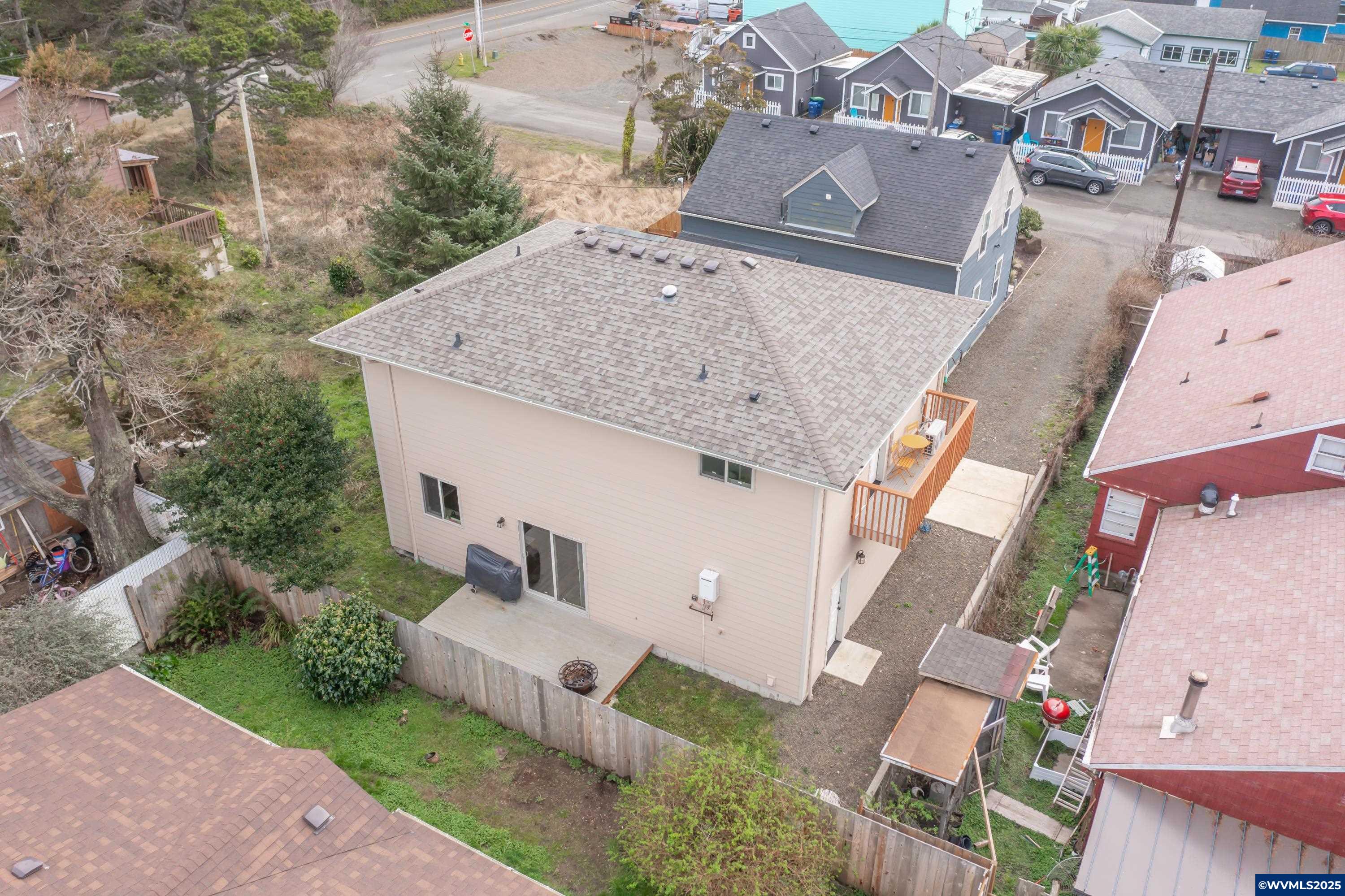 Gleneden Beach, Oregon 97388, United States, 2 Bedrooms Bedrooms, ,3 BathroomsBathrooms,Residential,Active,17126