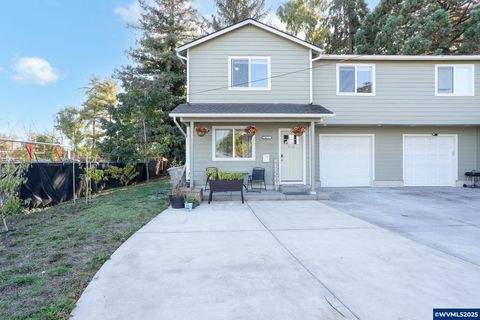 1671 Cooper St Lebanon OR 97355