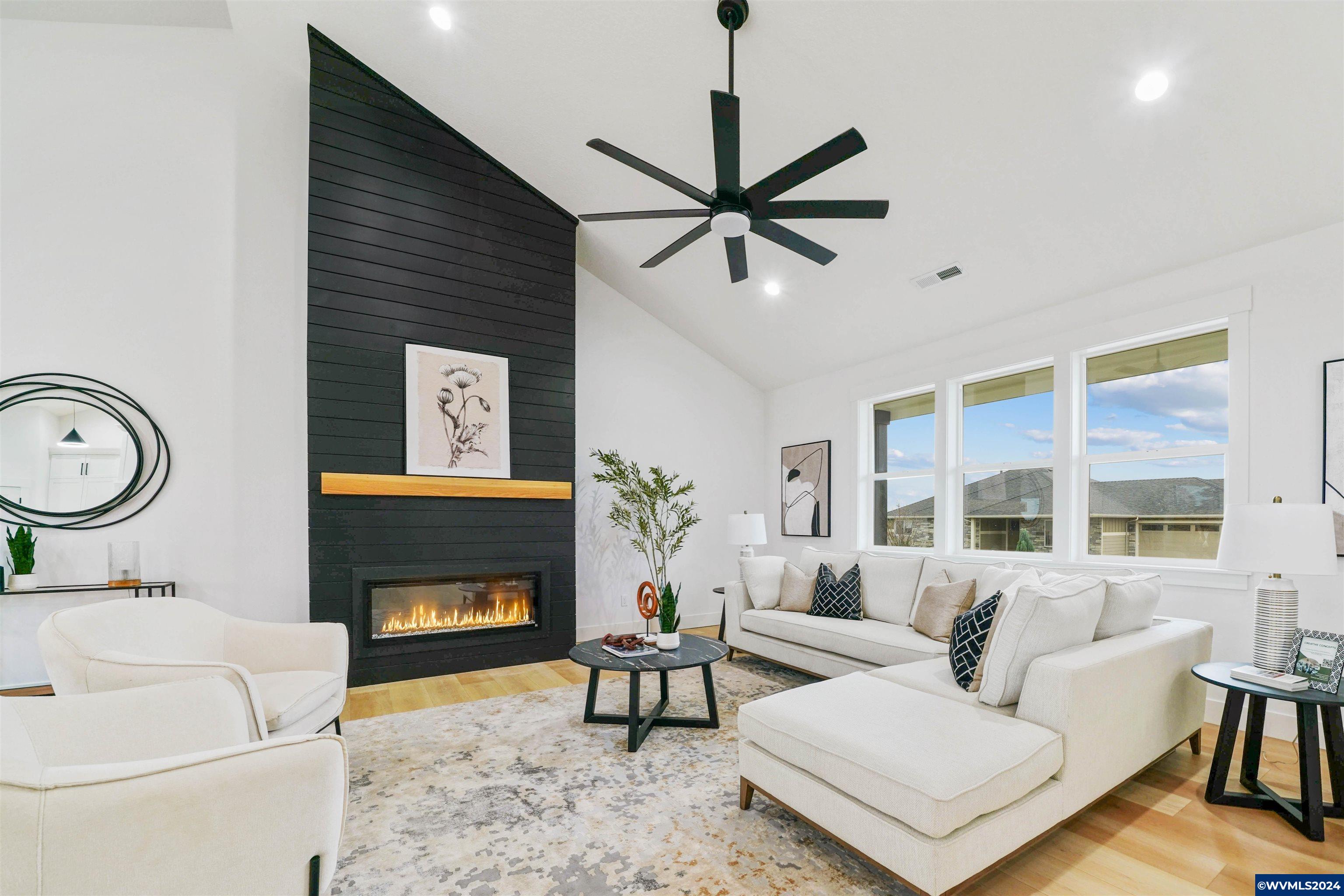 2520 Riverstone Lp