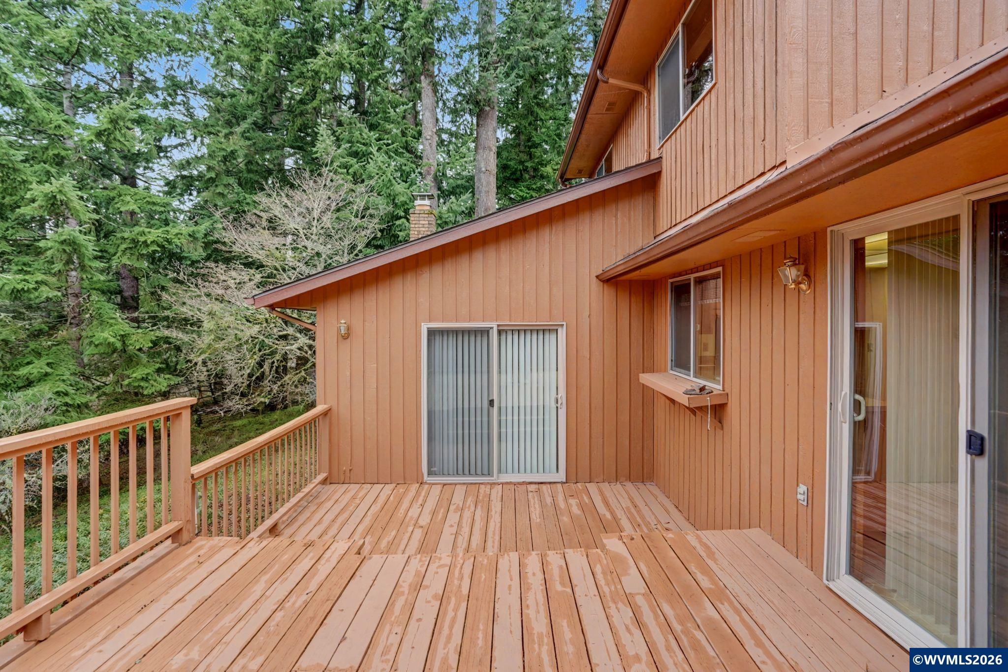 6683 Indian Springs Rd NE