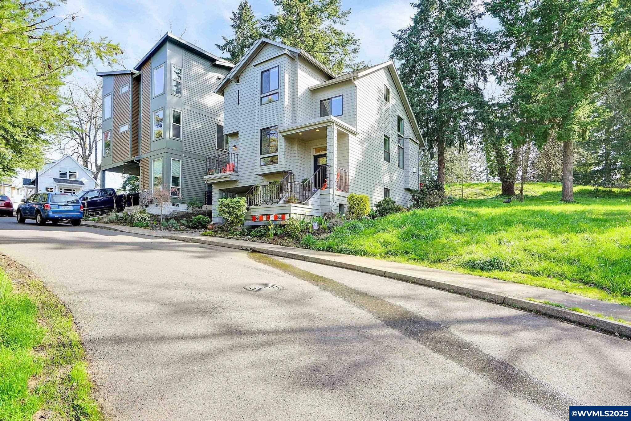 Salem, Oregon 97302, United States, 3 Bedrooms Bedrooms, ,3 BathroomsBathrooms,Residential,Active,95835