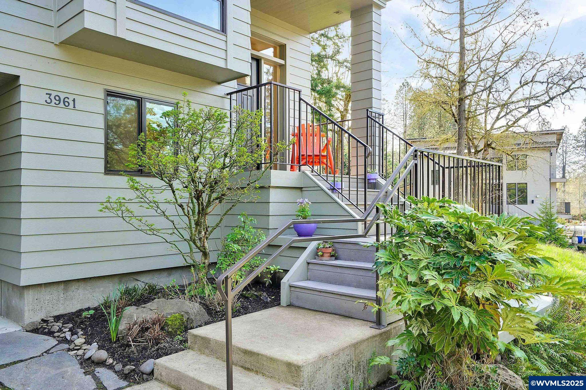 Salem, Oregon 97302, United States, 3 Bedrooms Bedrooms, ,3 BathroomsBathrooms,Residential,Active,95835