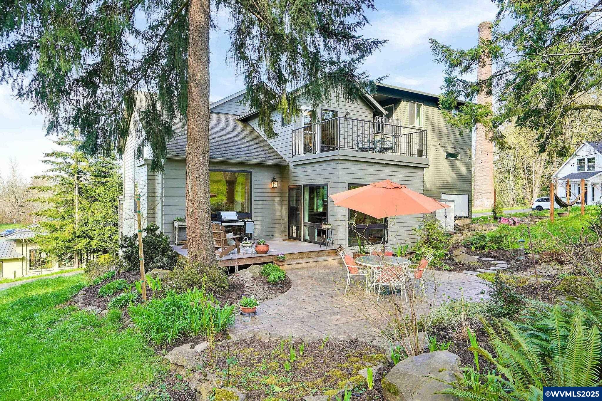 Salem, Oregon 97302, United States, 3 Bedrooms Bedrooms, ,3 BathroomsBathrooms,Residential,Active,95835