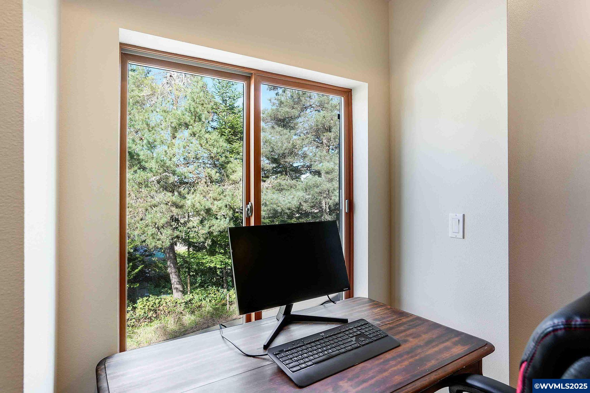 Salem, Oregon 97302, United States, 3 Bedrooms Bedrooms, ,3 BathroomsBathrooms,Residential,Active,95835