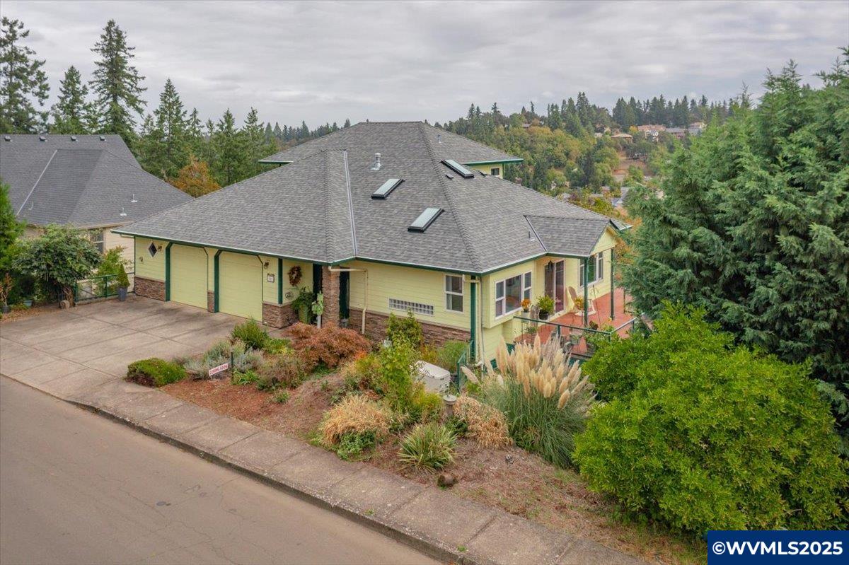 541 Anderson Dr