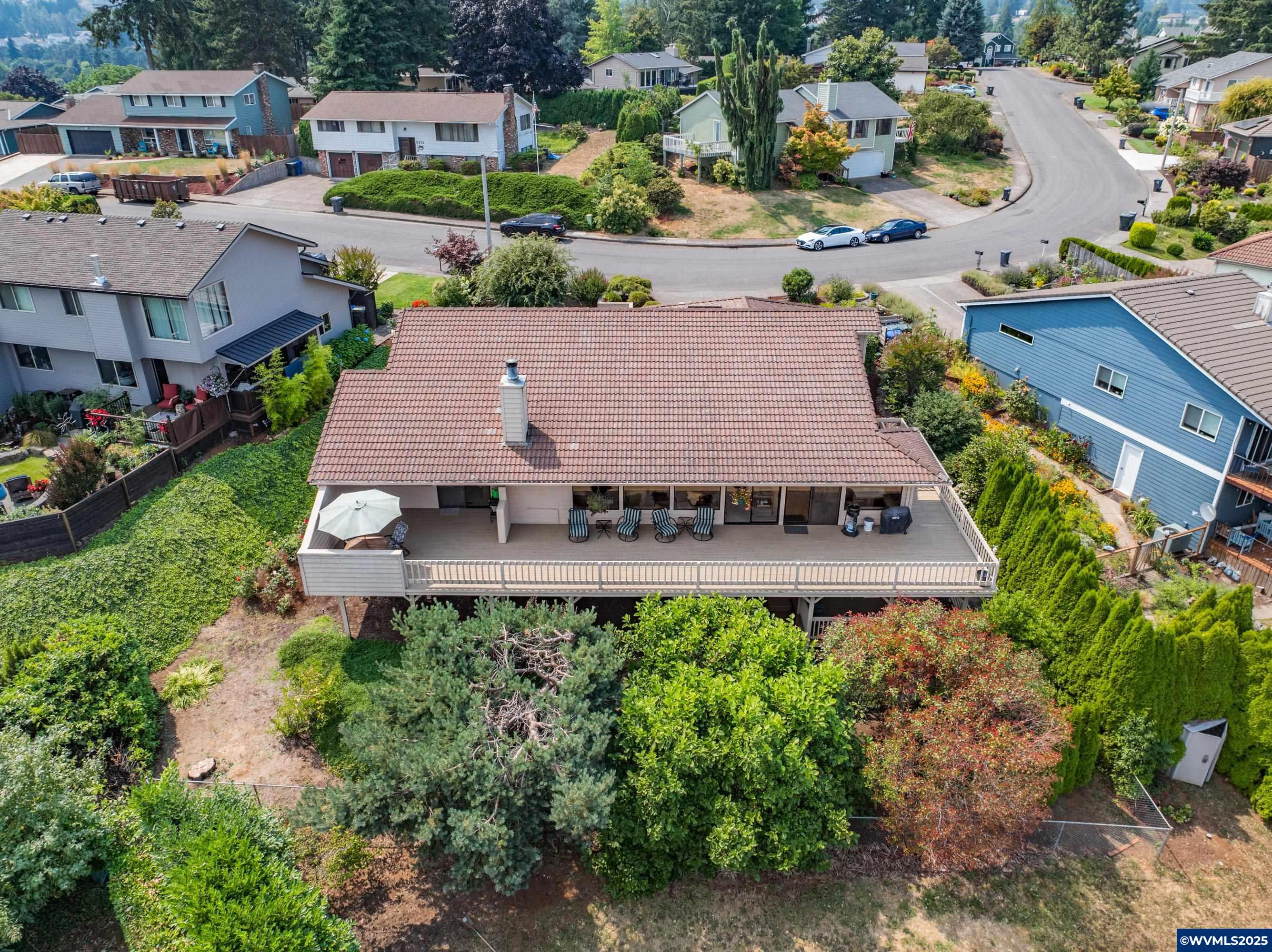 Salem, Oregon 97306, United States, 4 Bedrooms Bedrooms, ,4 BathroomsBathrooms,Residential,Active,48554