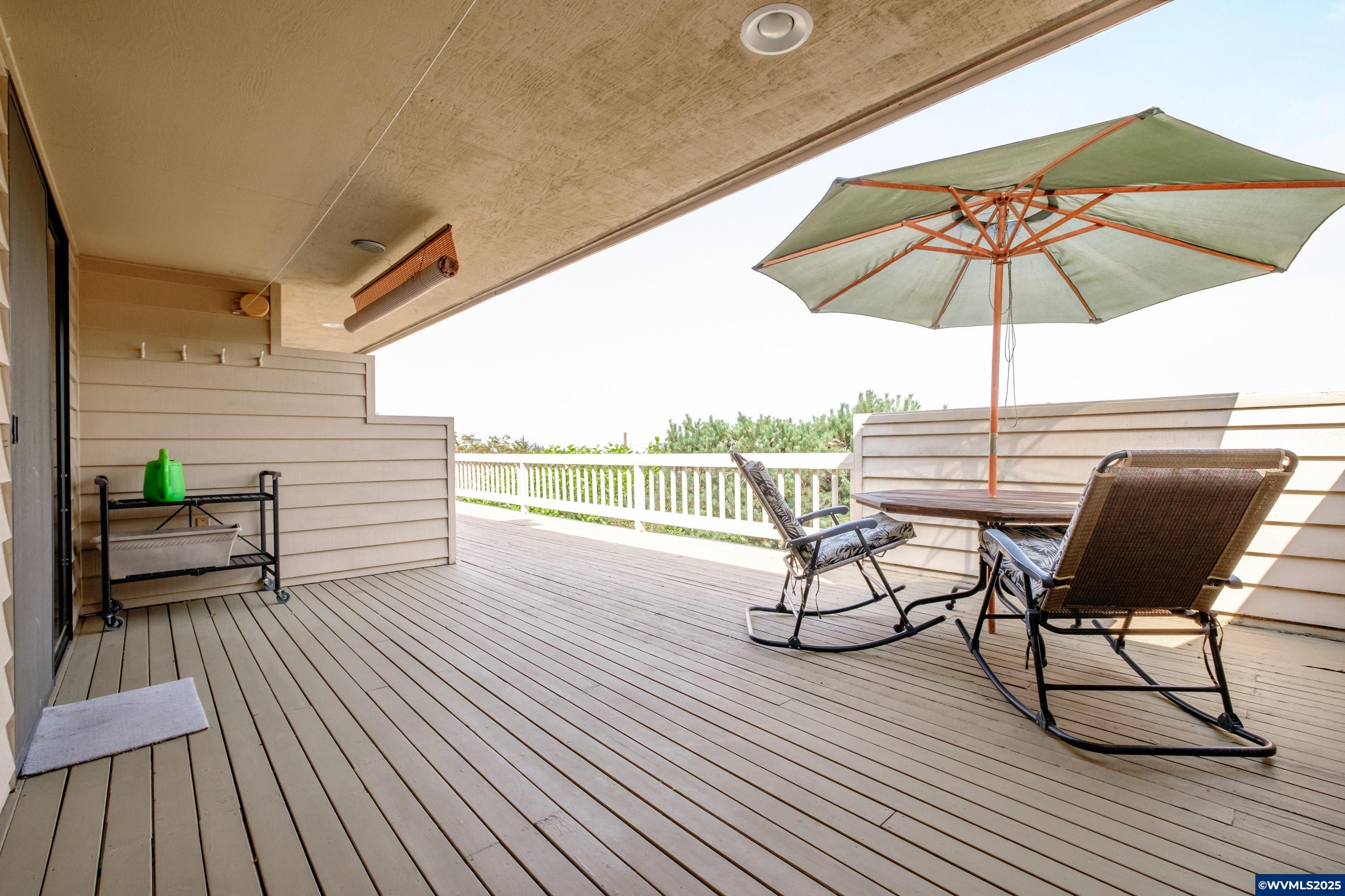 Salem, Oregon 97306, United States, 4 Bedrooms Bedrooms, ,4 BathroomsBathrooms,Residential,Active,48554