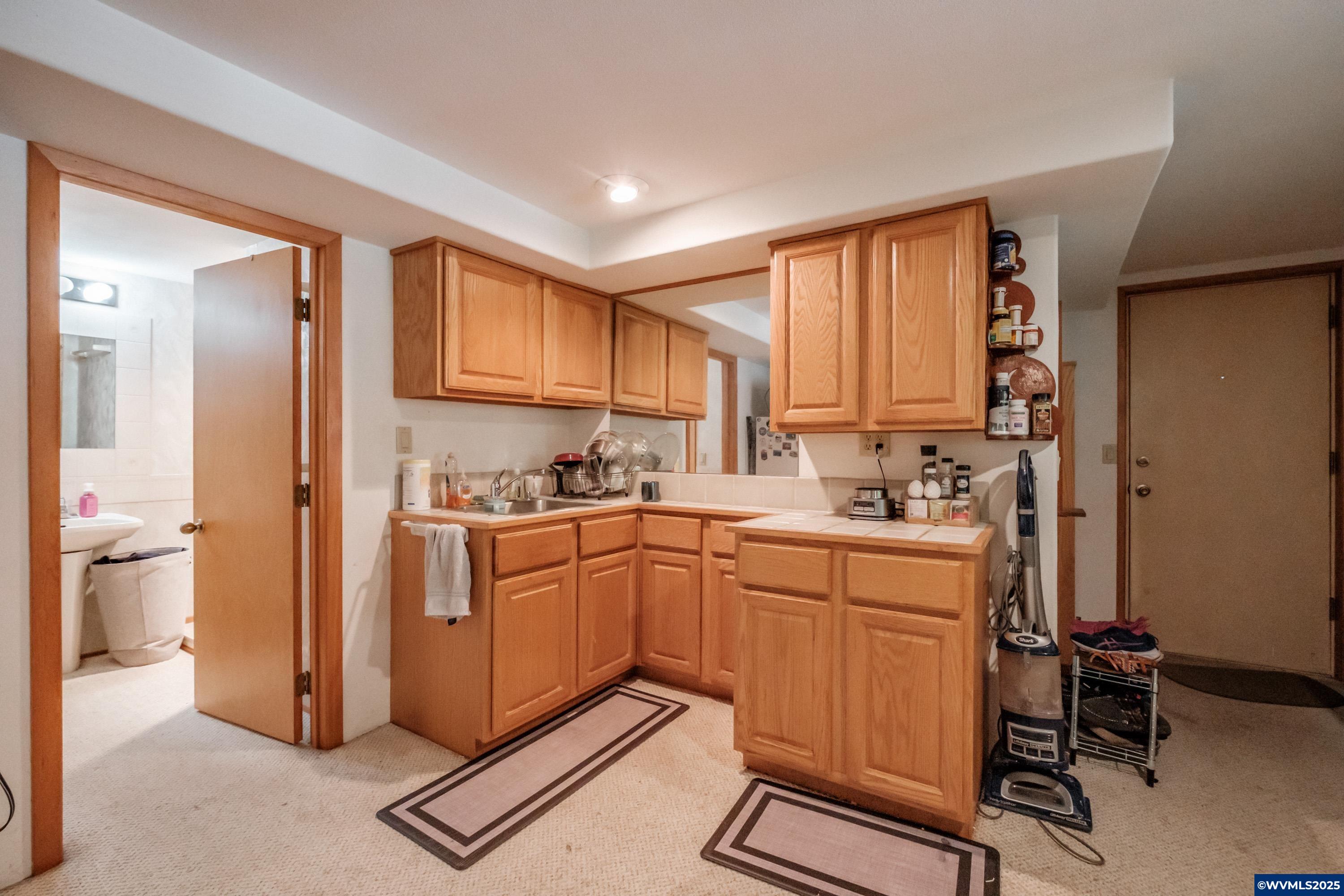 Salem, Oregon 97306, United States, 4 Bedrooms Bedrooms, ,4 BathroomsBathrooms,Residential,Active,48554