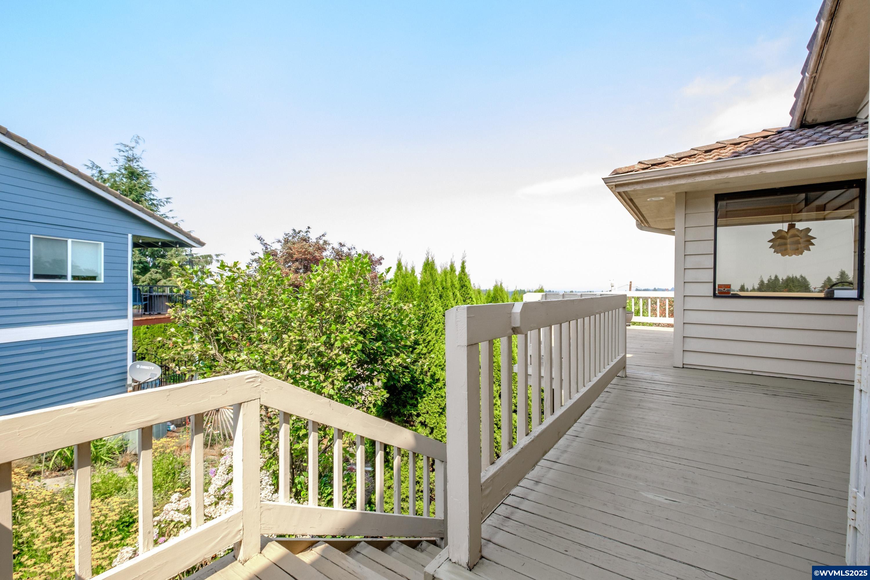 Salem, Oregon 97306, United States, 4 Bedrooms Bedrooms, ,4 BathroomsBathrooms,Residential,Active,48554