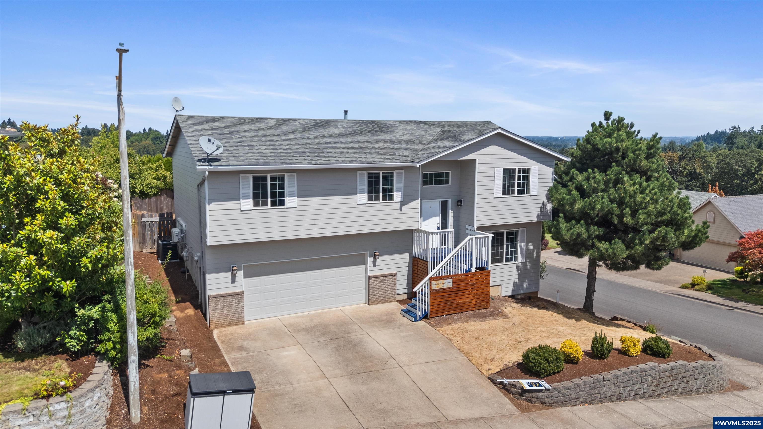 2113 Western Heights Ct NW