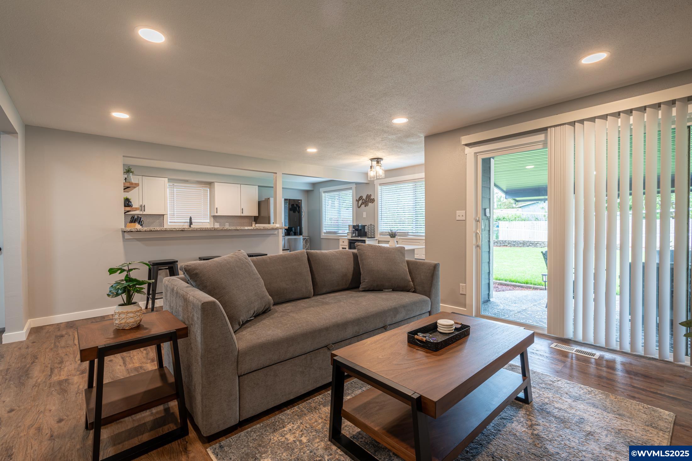 Independence, Oregon 97351, United States, 2 Bedrooms Bedrooms, ,1 BathroomBathrooms,Residential,Active,146670