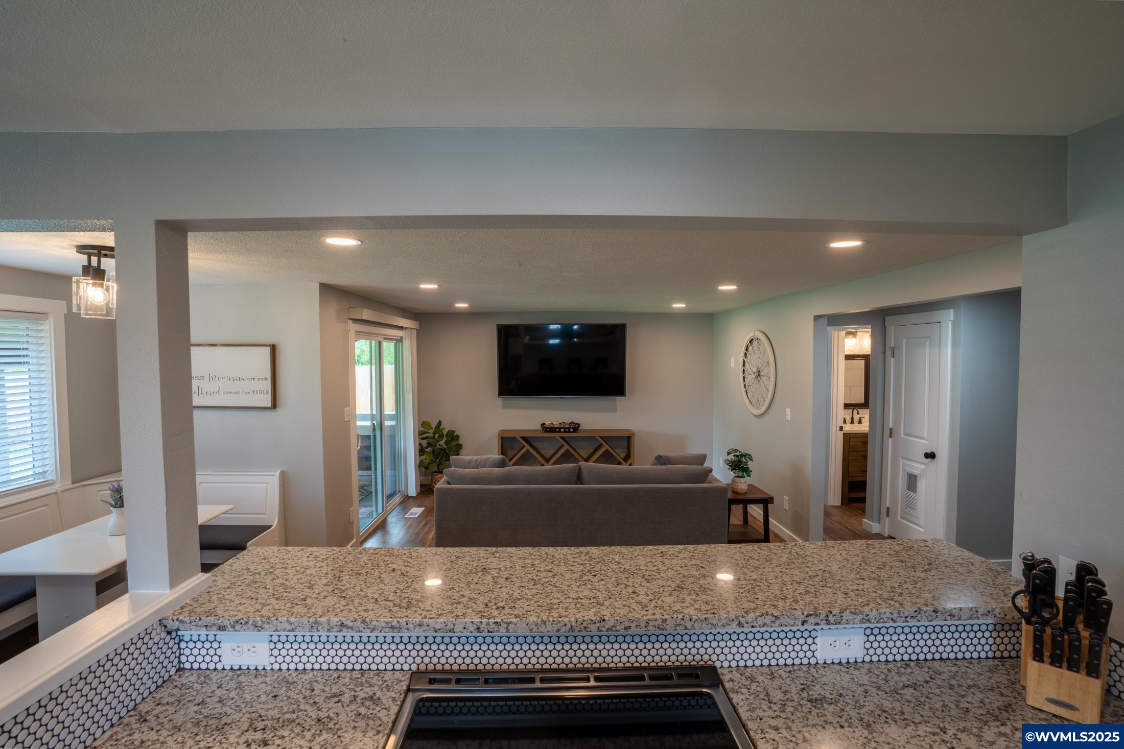 Independence, Oregon 97351, United States, 2 Bedrooms Bedrooms, ,1 BathroomBathrooms,Residential,Active,146670